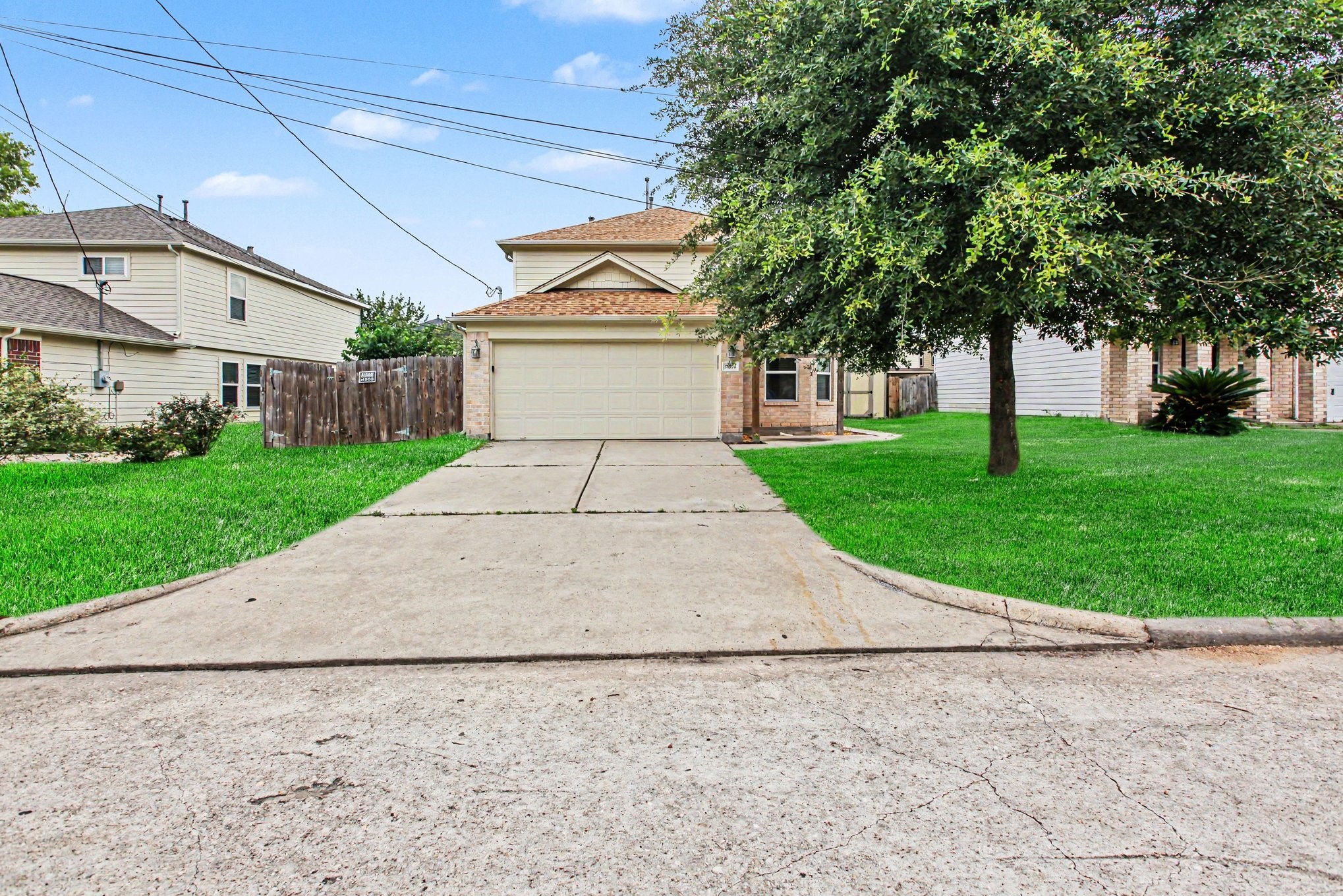 16774 N Thrasher Drive Property Photo 1