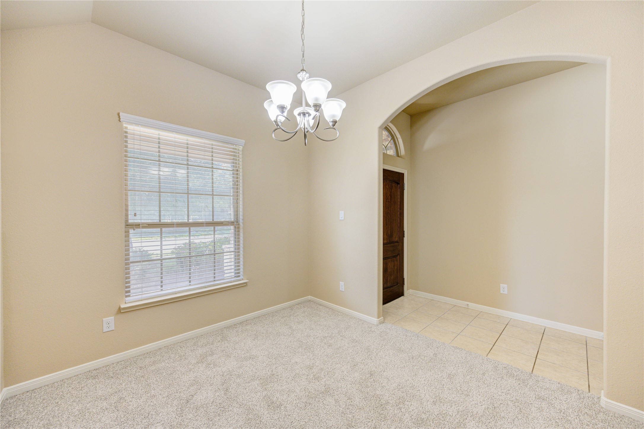 19306 Boulder Bay Lane Property Photo 6