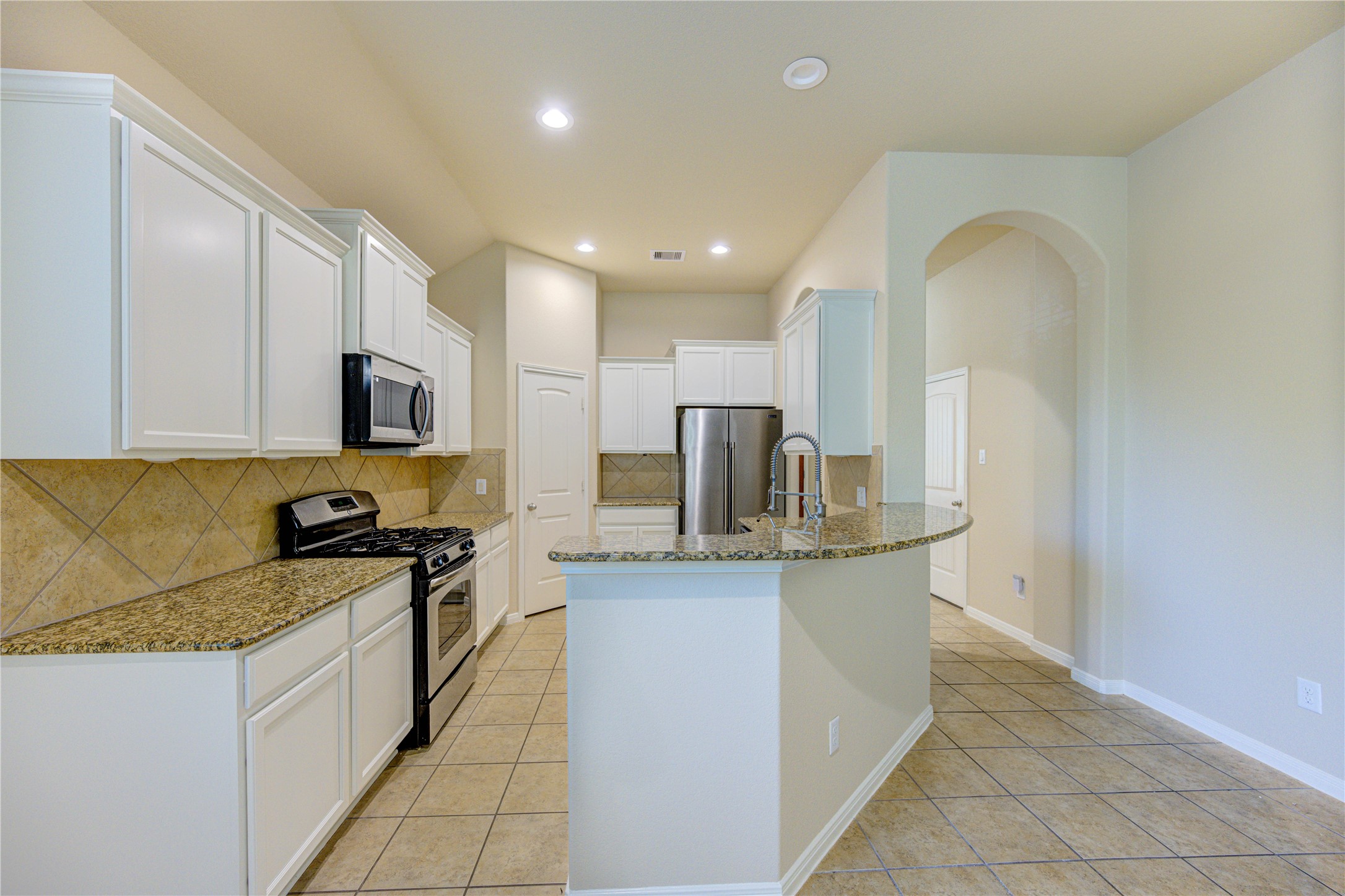 19306 Boulder Bay Lane Property Photo 8
