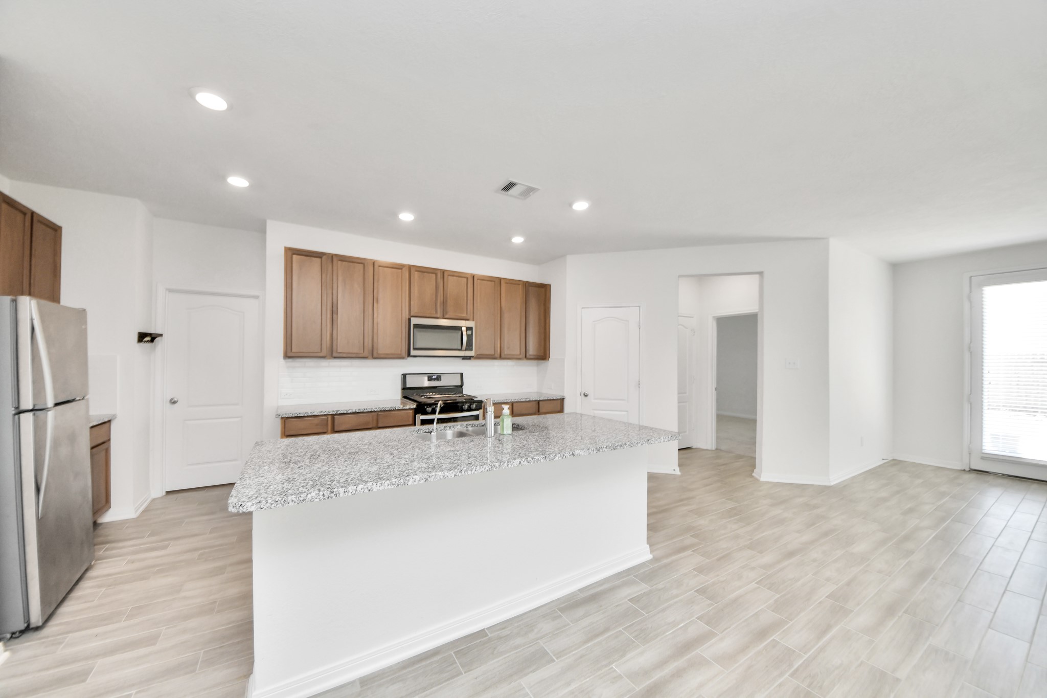 1270 Glendora Drive Property Photo 13