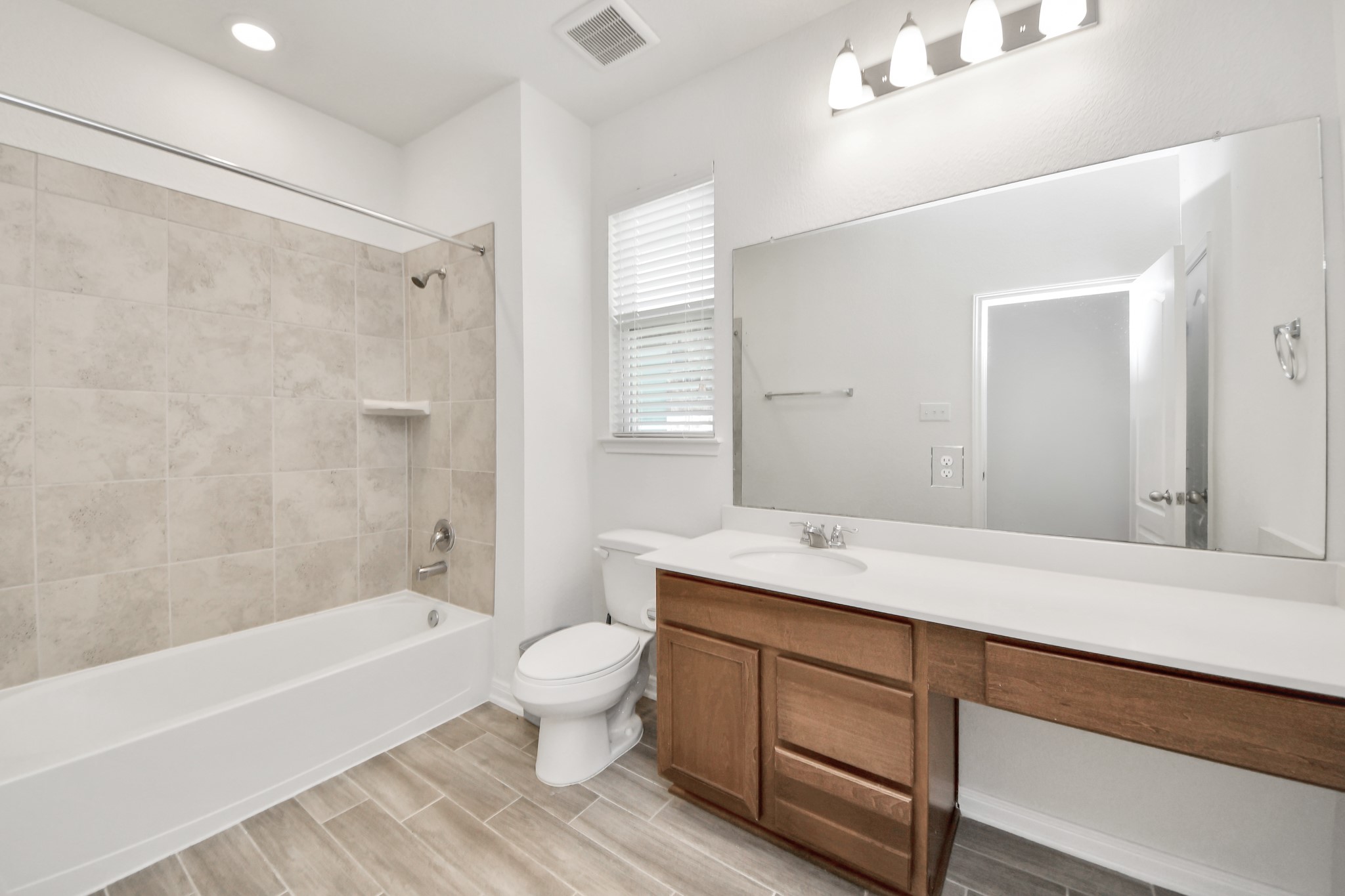 1270 Glendora Drive Property Photo 32