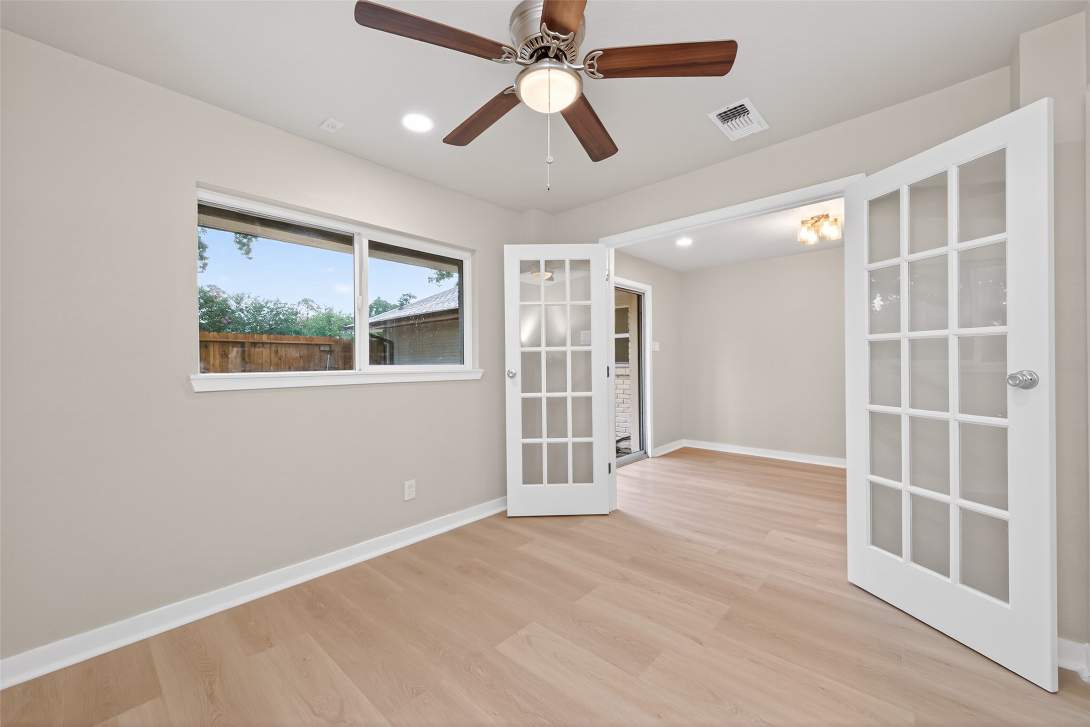 1341 Conrad Sauer Drive Property Photo 14