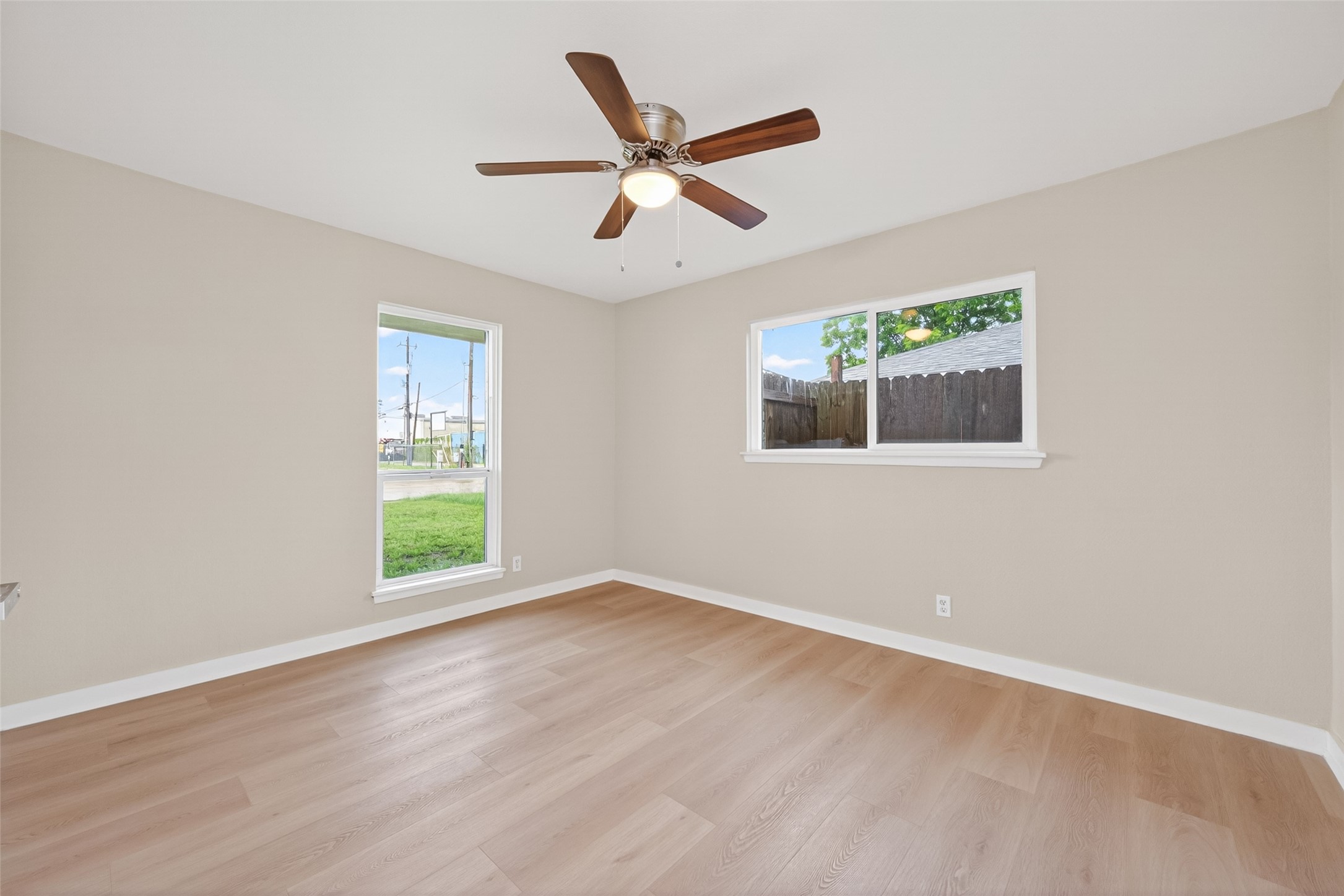 1341 Conrad Sauer Drive Property Photo 17