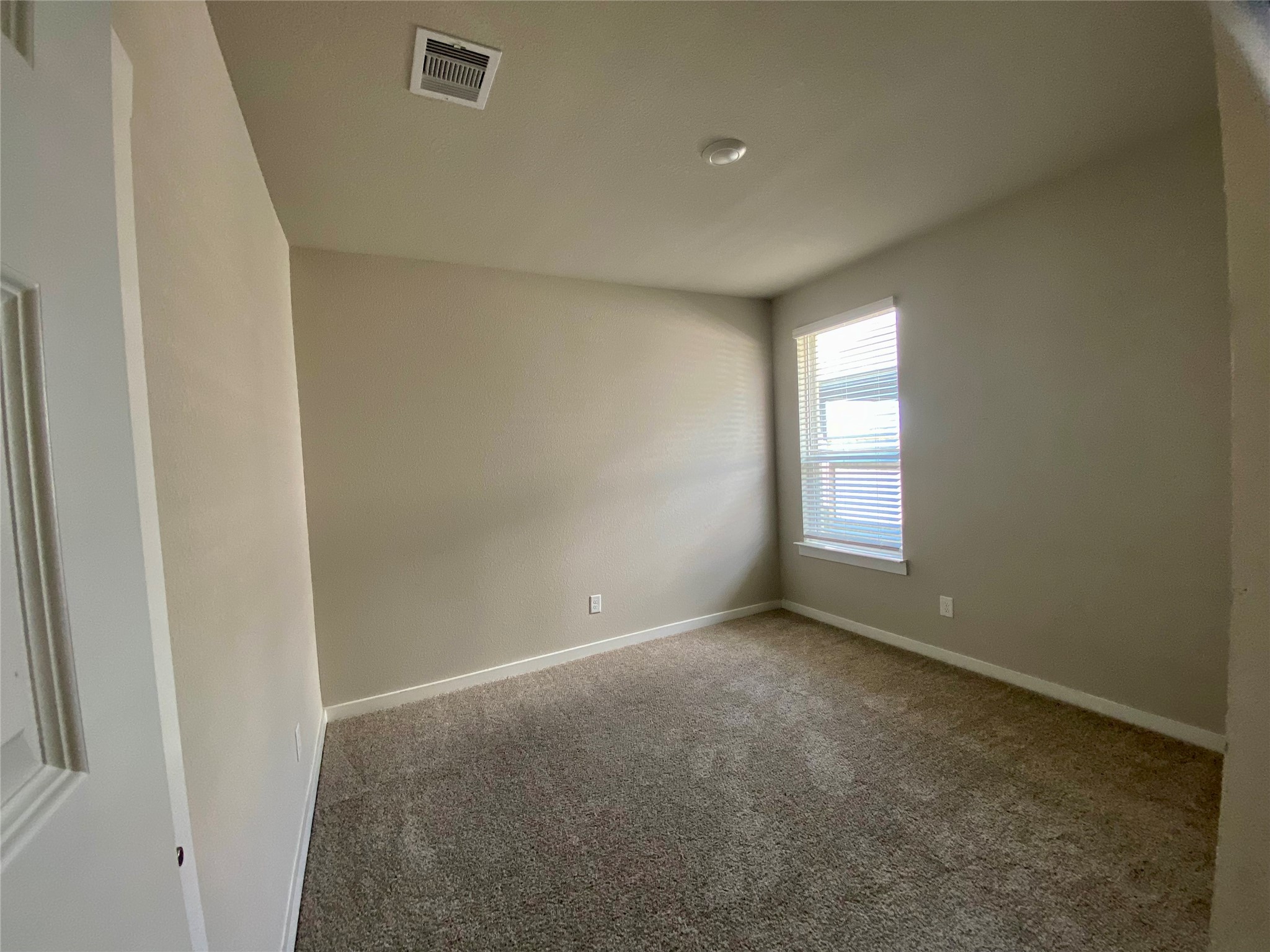 28503 Hannahs Harbor Lane Property Photo 20