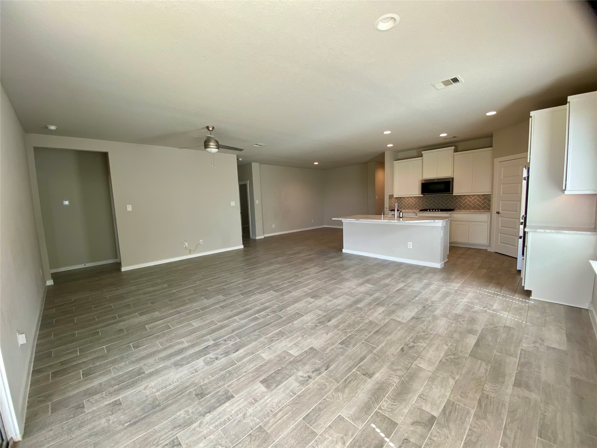 28503 Hannahs Harbor Lane Property Photo 24