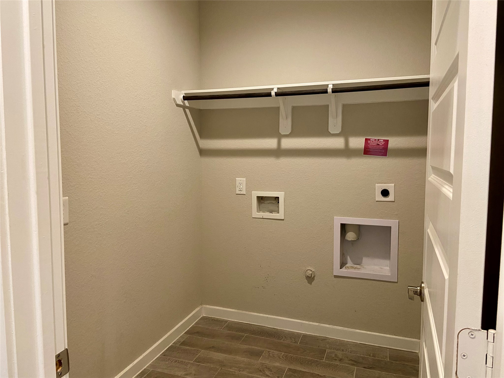28503 Hannahs Harbor Lane Property Photo 26