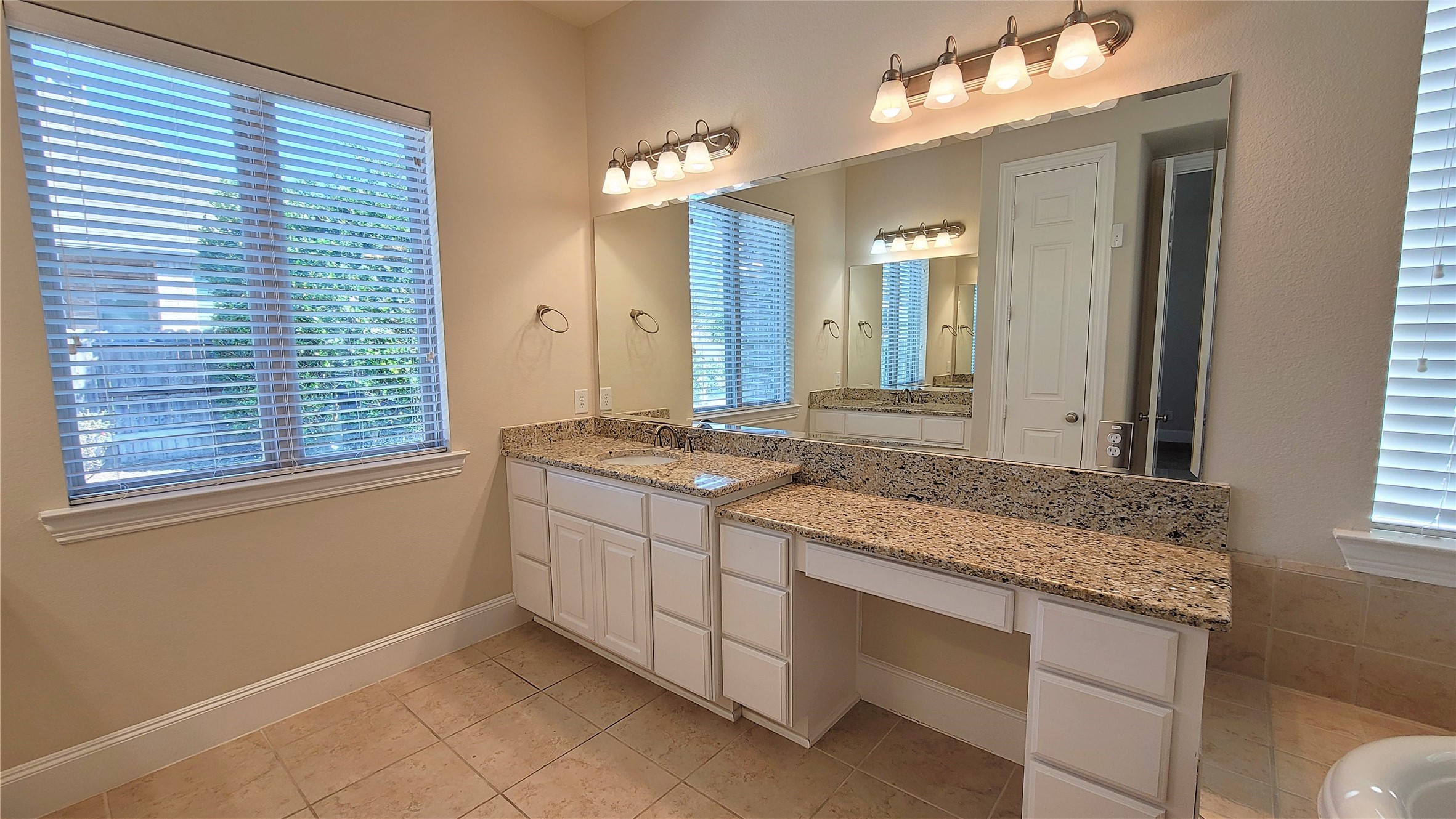 5903 Gentlewood Ln Property Photo 17