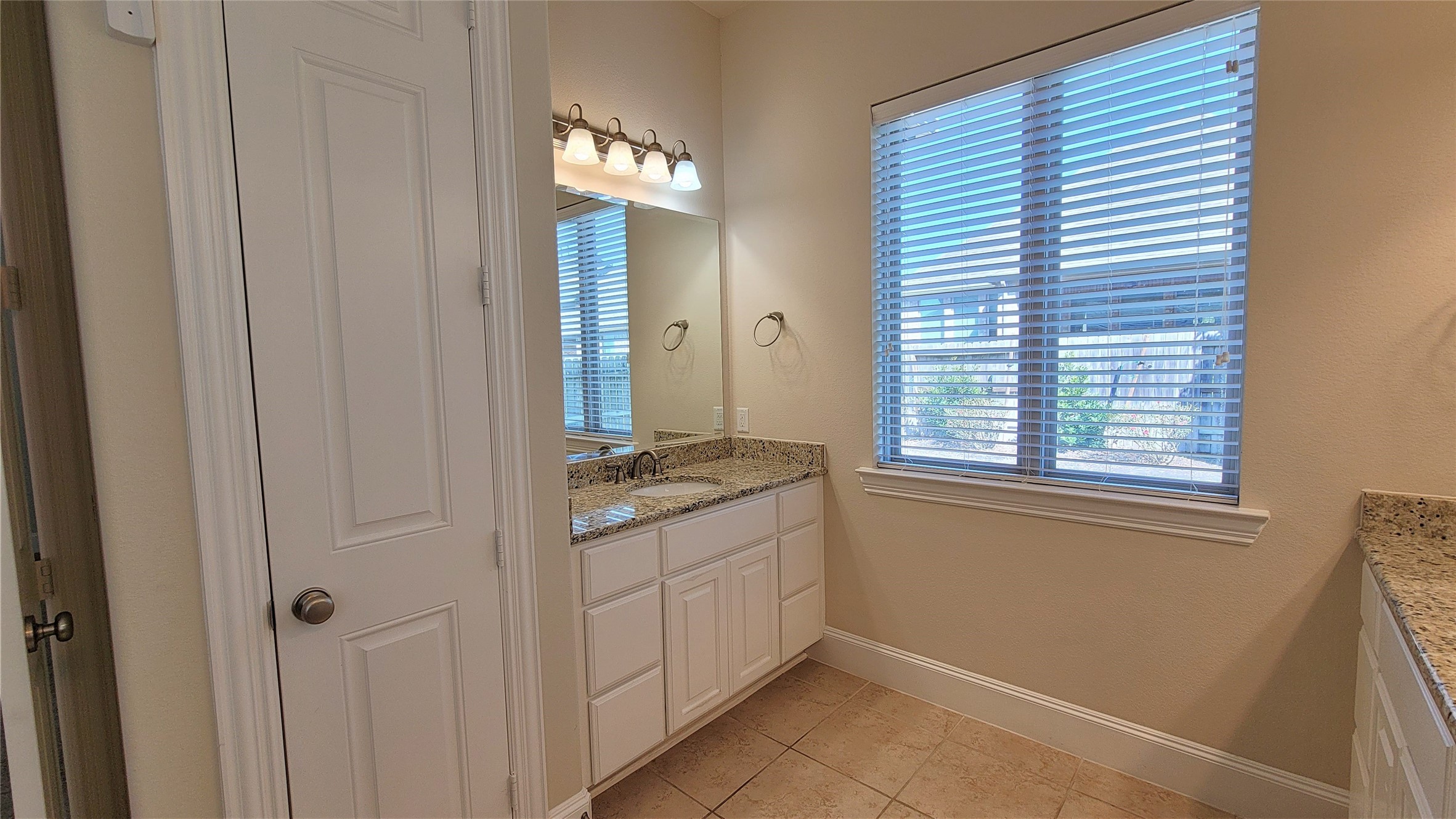 5903 Gentlewood Ln Property Photo 18