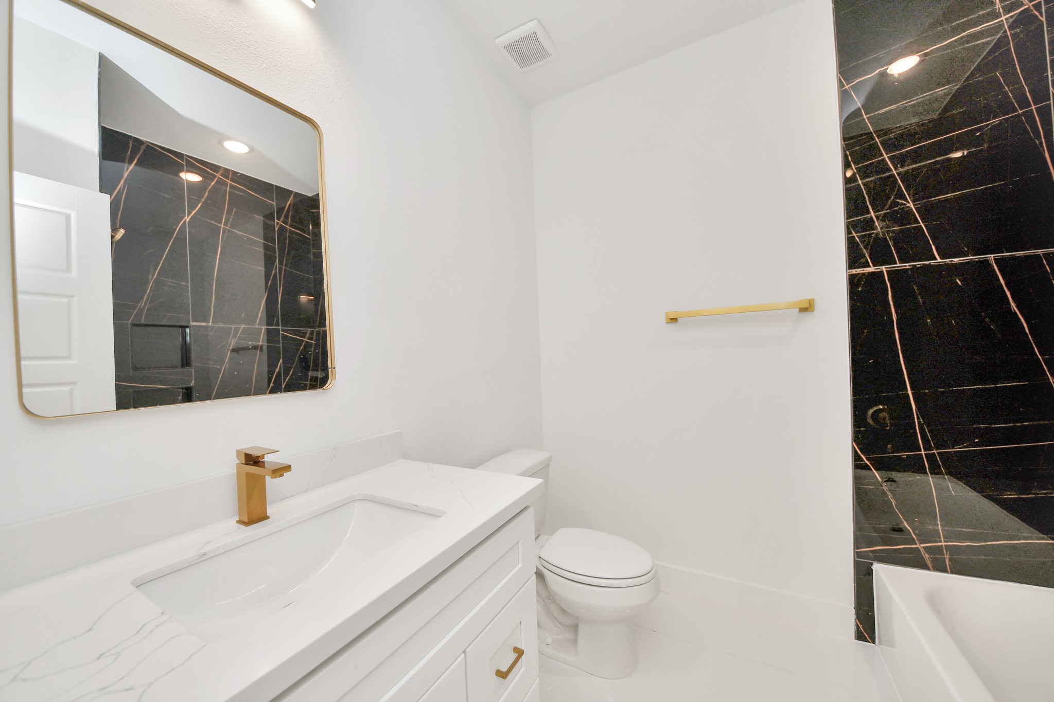 3724 Rebecca Street A Property Photo 29
