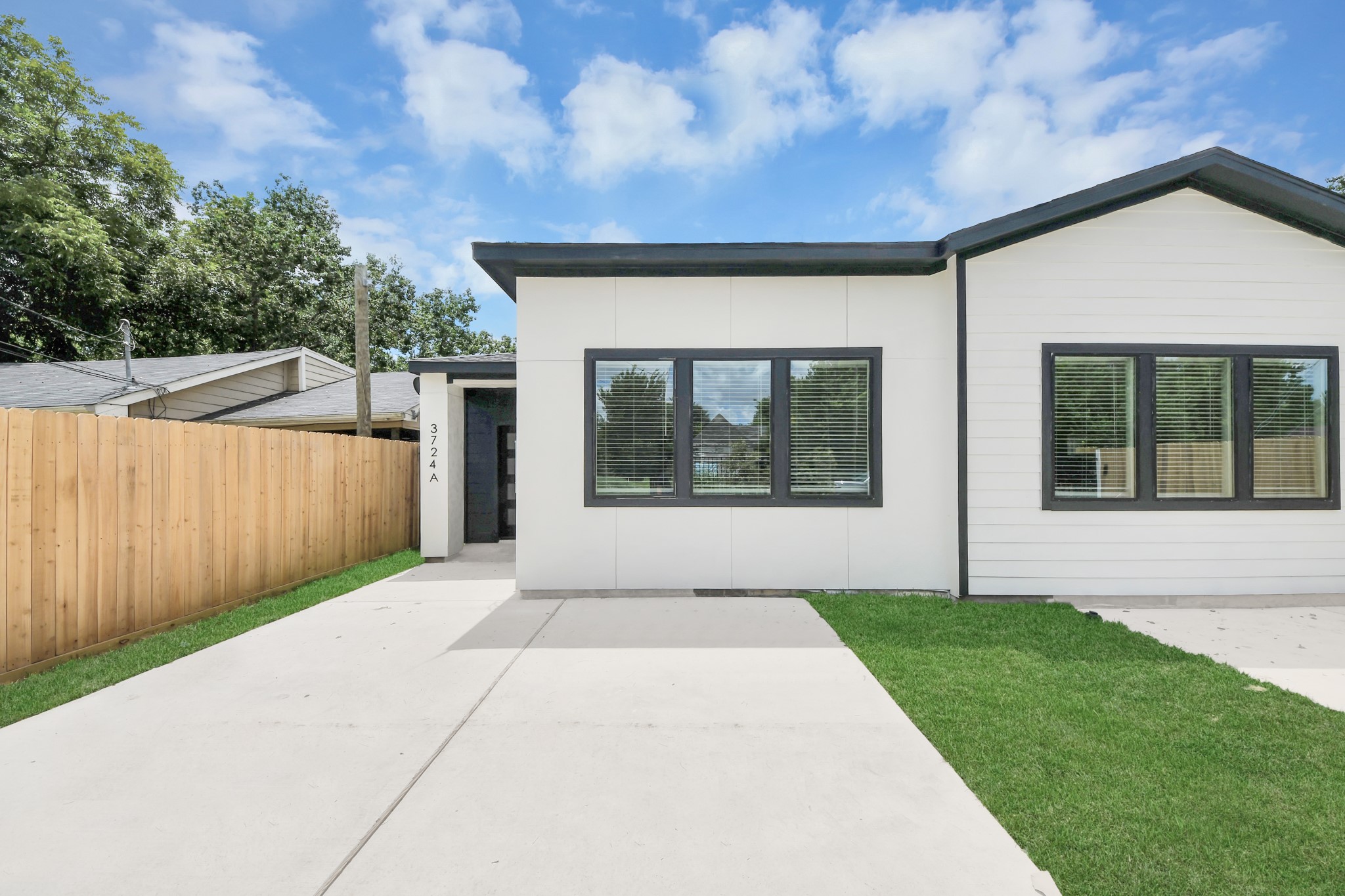 3724 Rebecca Street A Property Photo 39