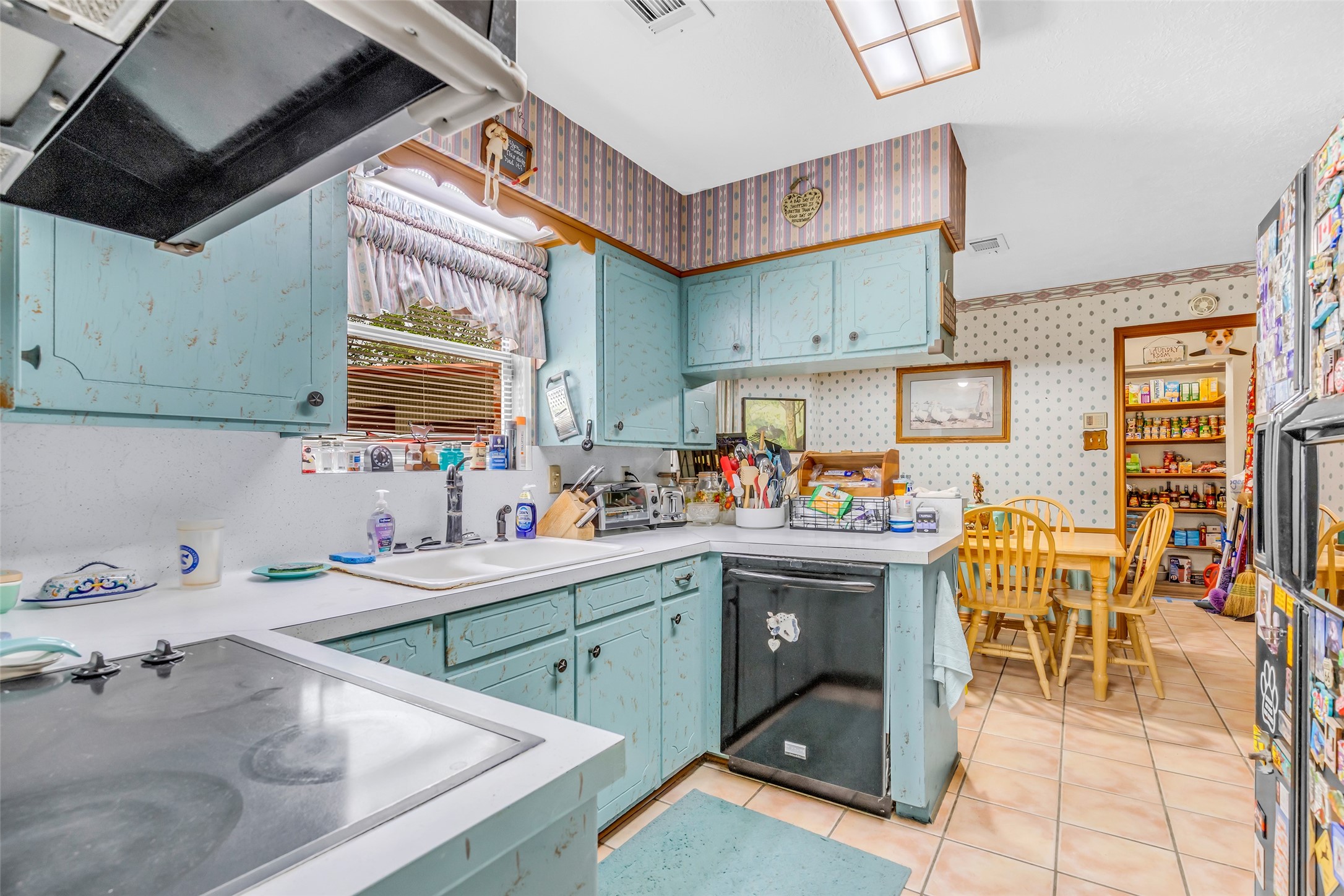 7438 Wright Road Property Photo 16