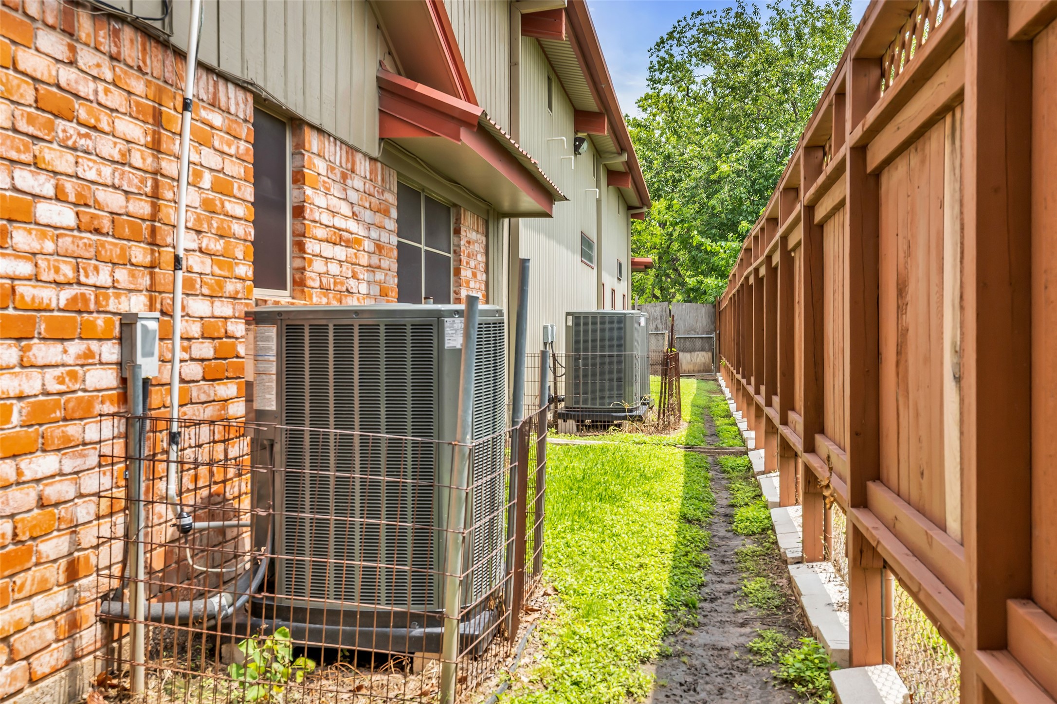 7438 Wright Road Property Photo 19