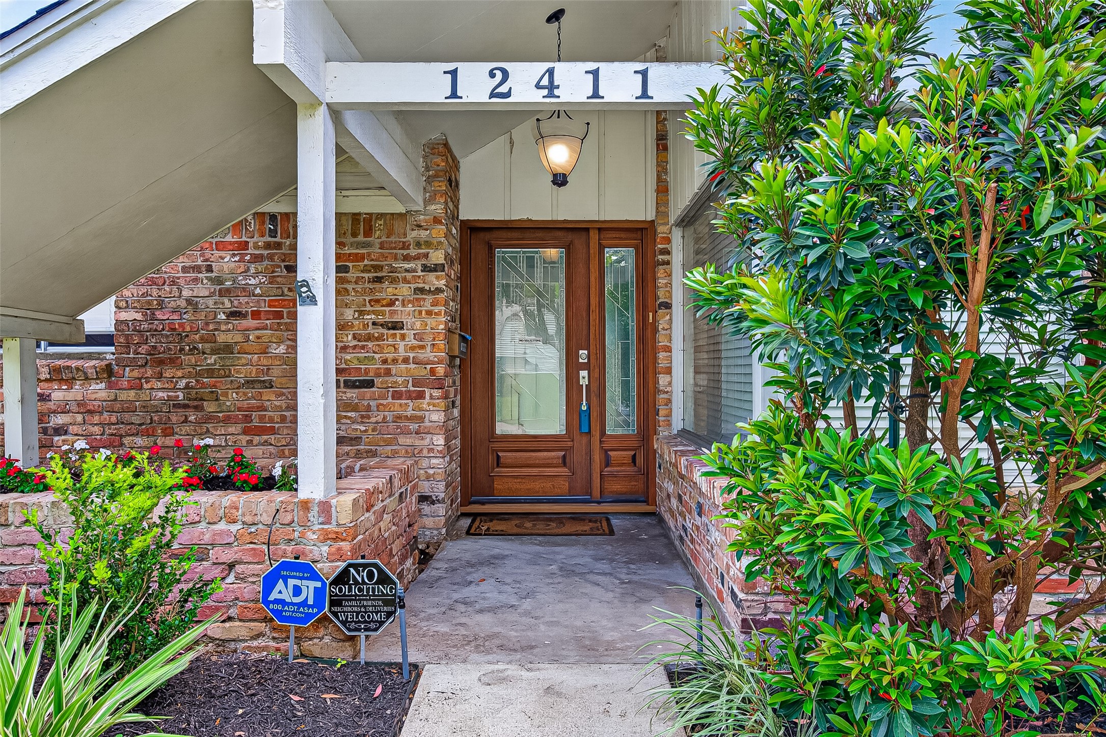 12411 Pinerock Lane Property Photo 8