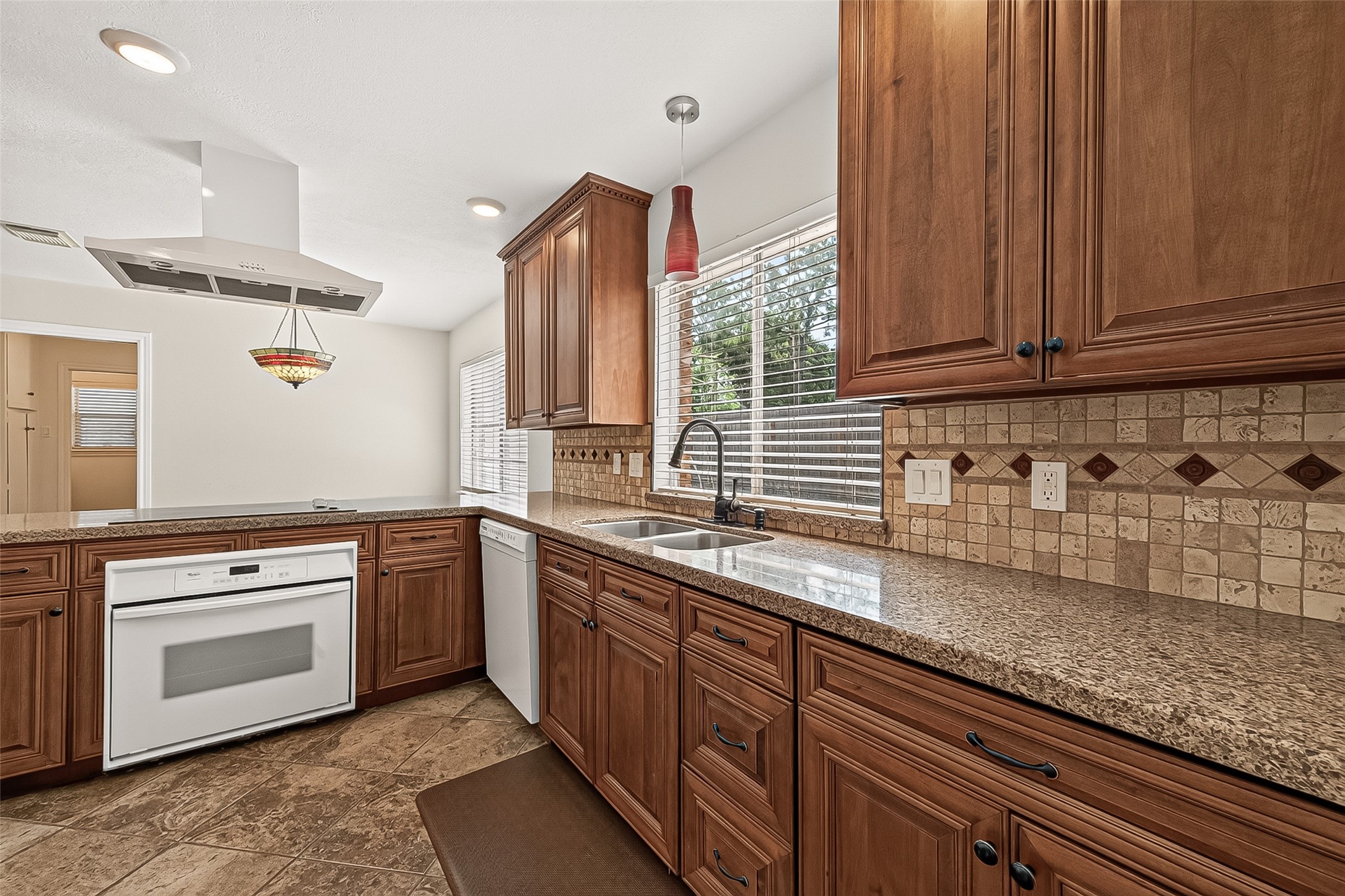 12411 Pinerock Lane Property Photo 19