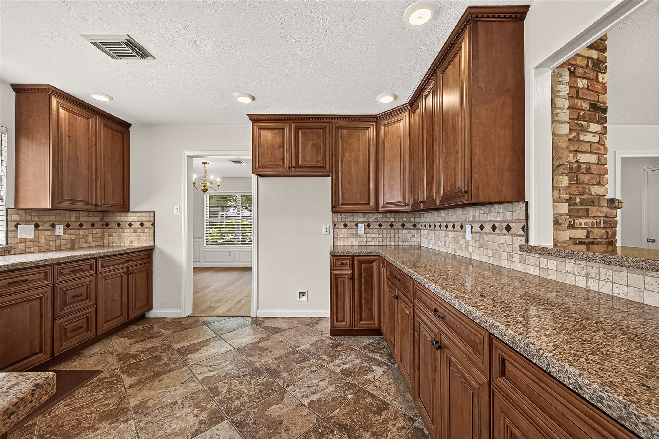 12411 Pinerock Lane Property Photo 23