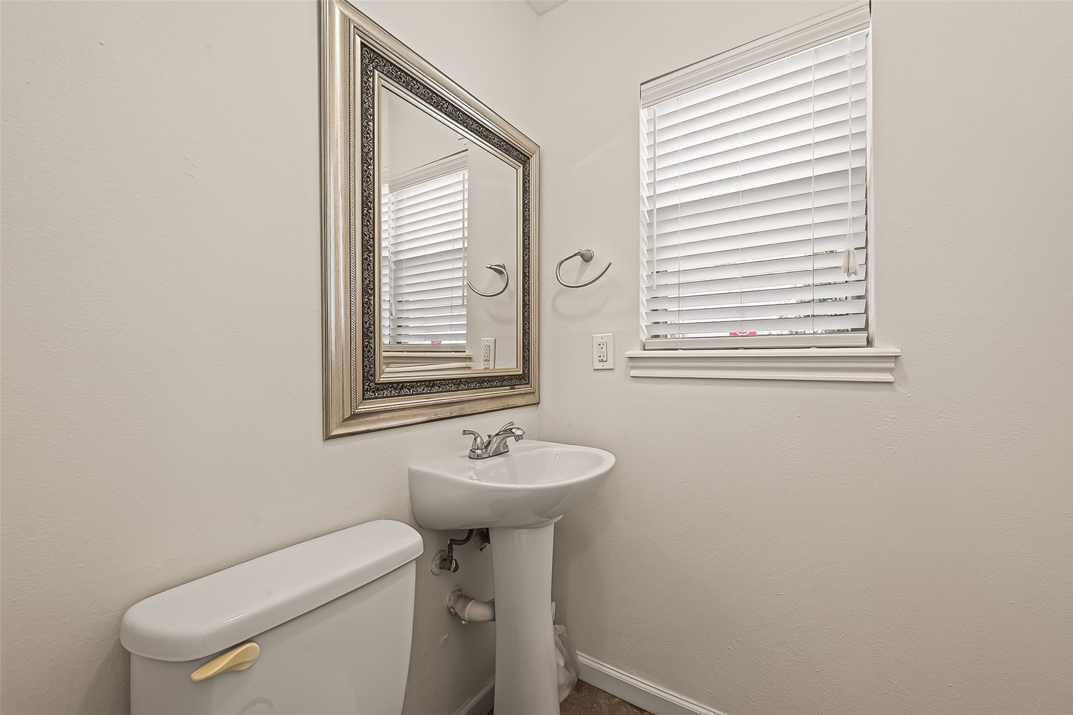 12411 Pinerock Lane Property Photo 28