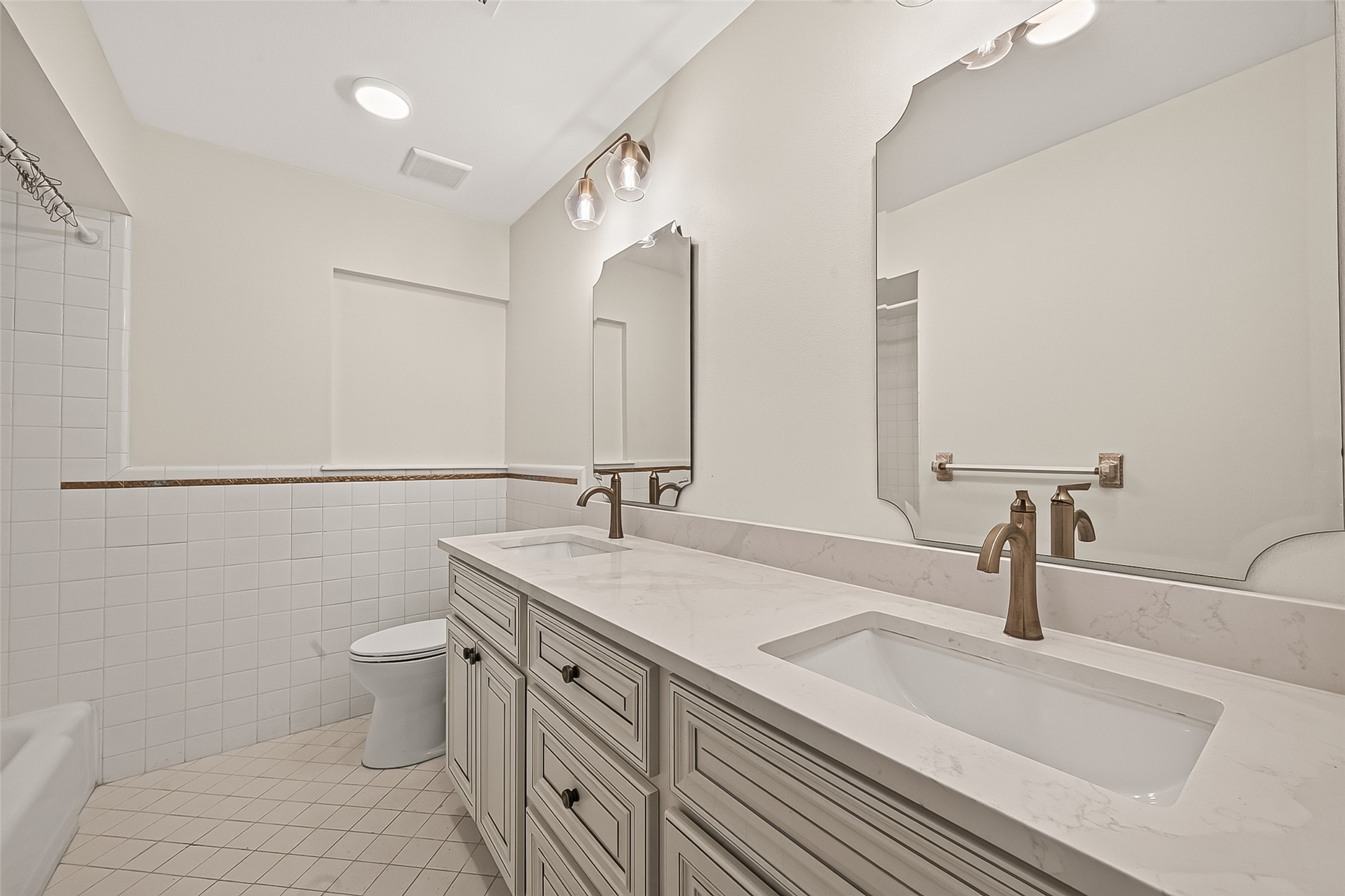 12411 Pinerock Lane Property Photo 31