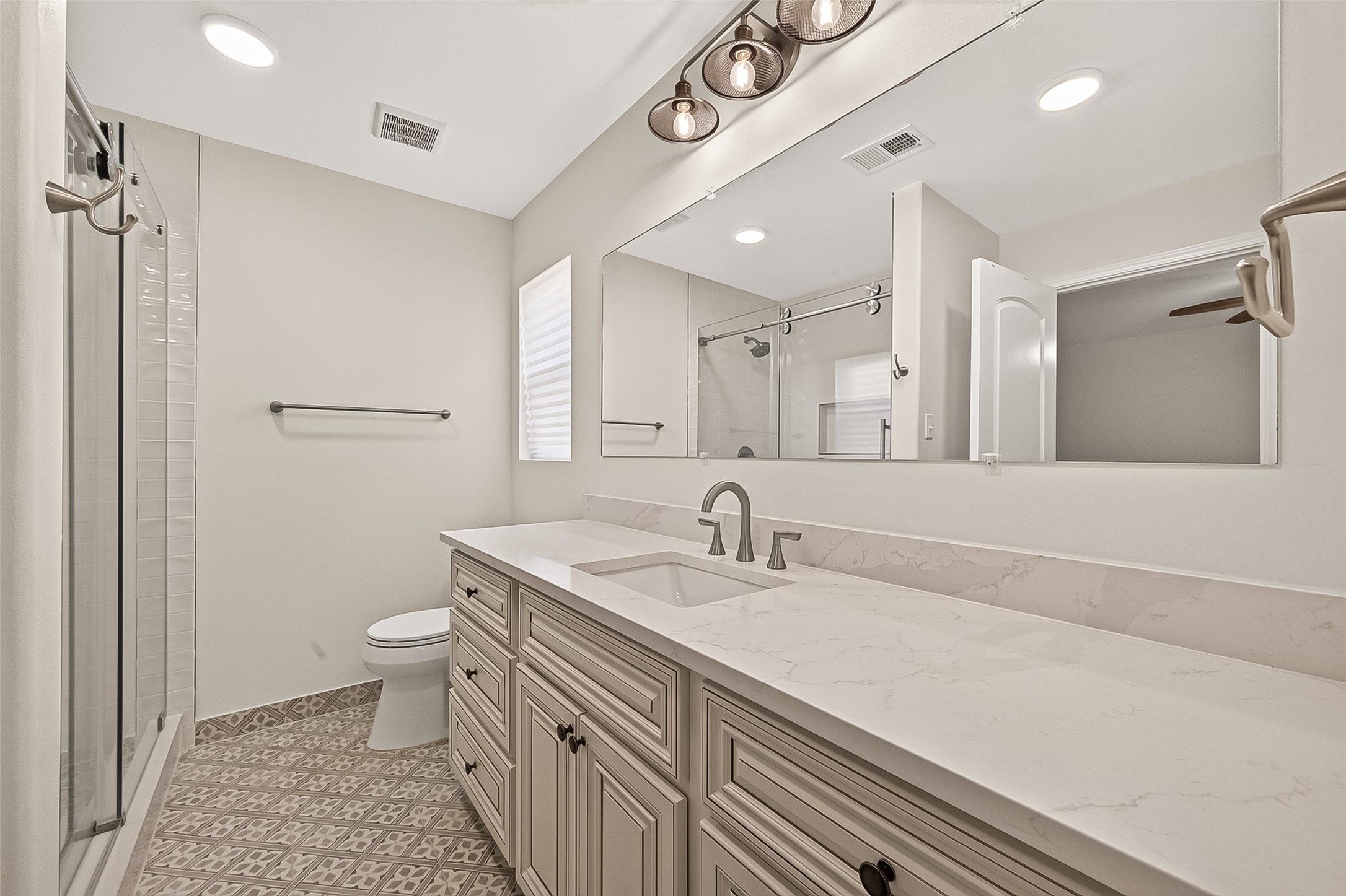 12411 Pinerock Lane Property Photo 39
