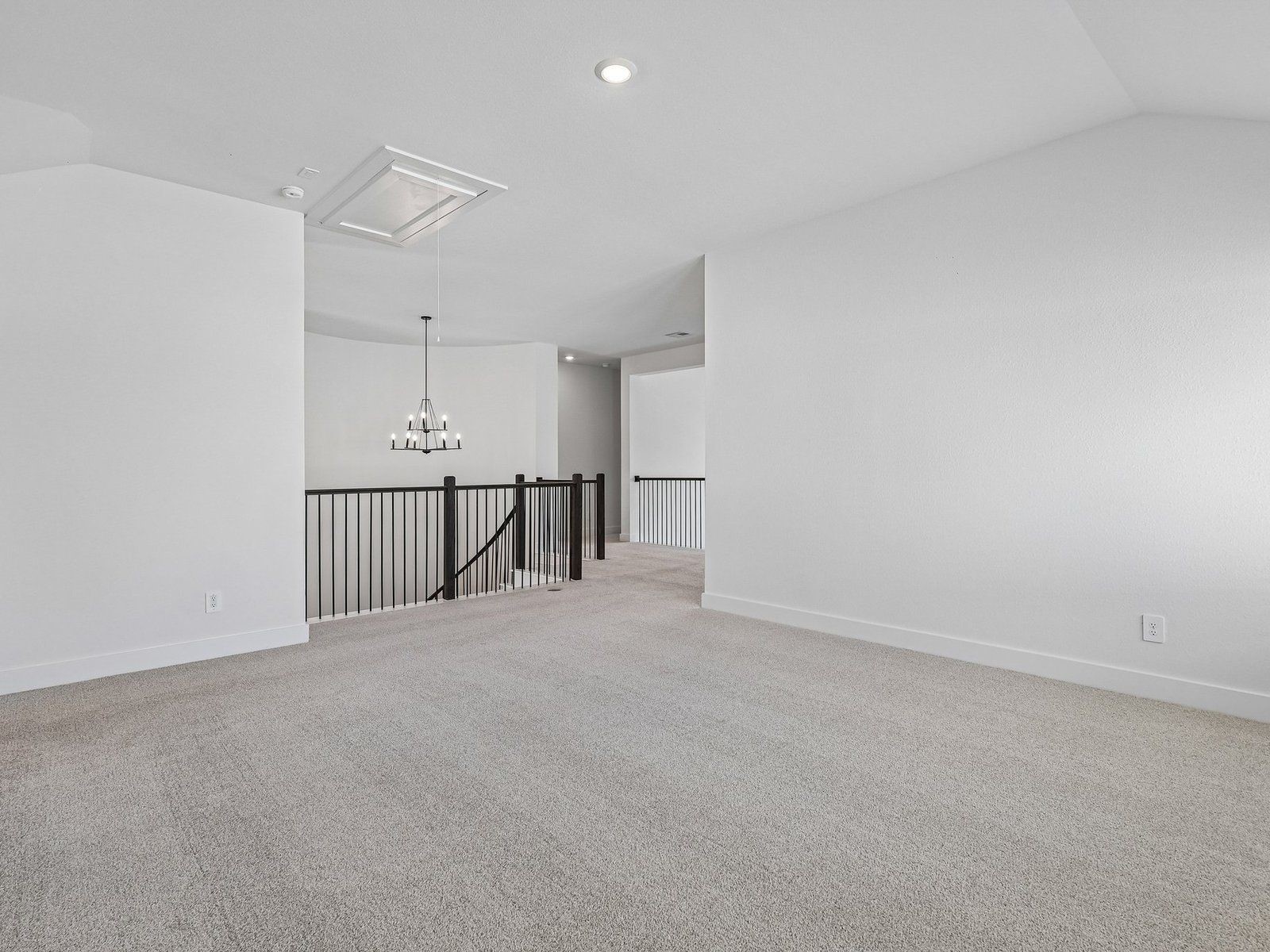 5507 Knight Court Property Photo 33