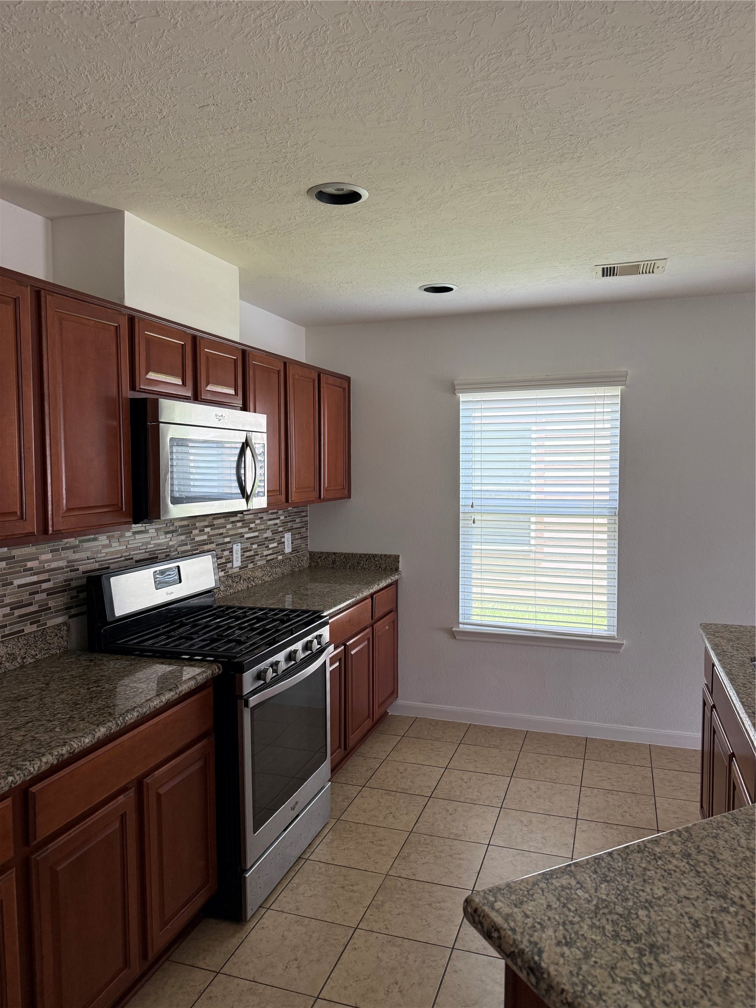2542 Skyview Point Drive Property Photo 3