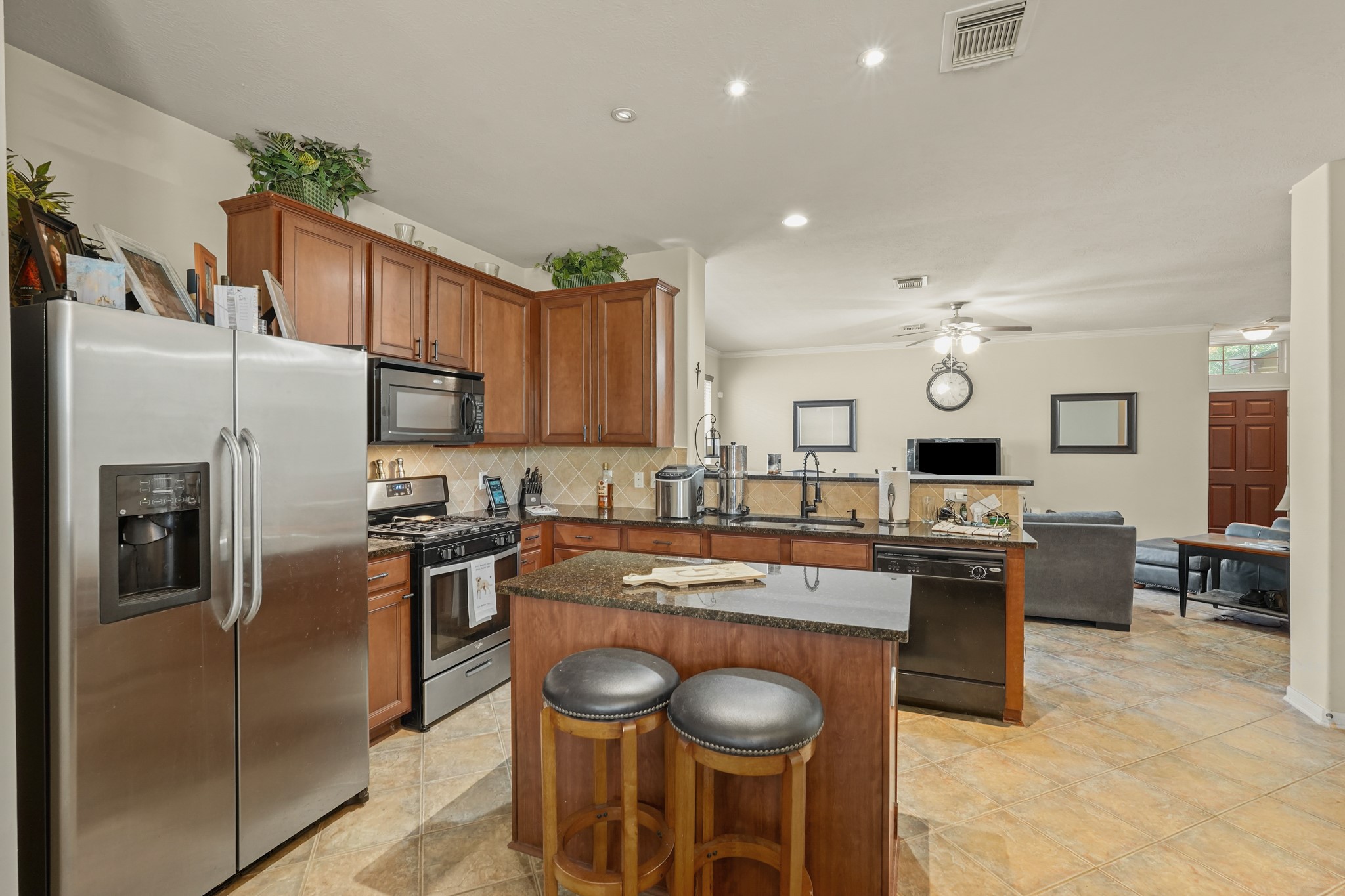 7330 Jacobs Well Drive Property Photo 8