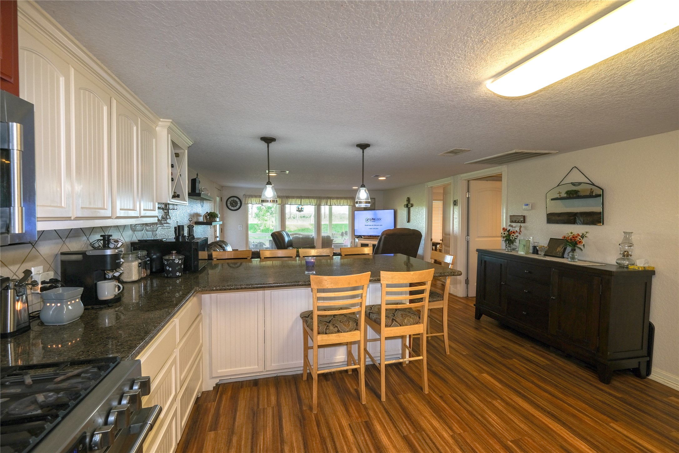 29523 County Road 25 Property Photo 6
