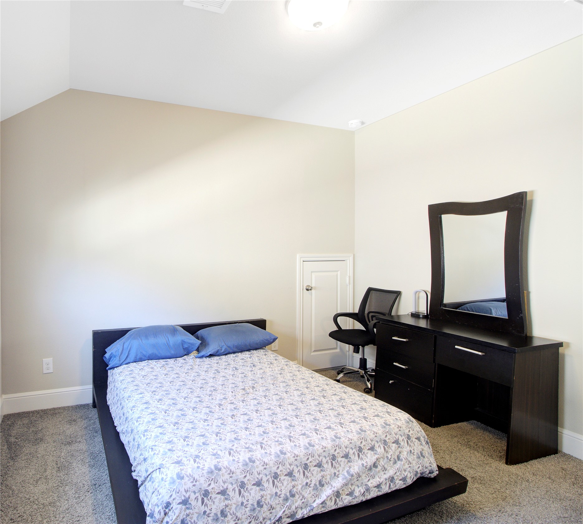 7330 Lagrange Point Property Photo 44