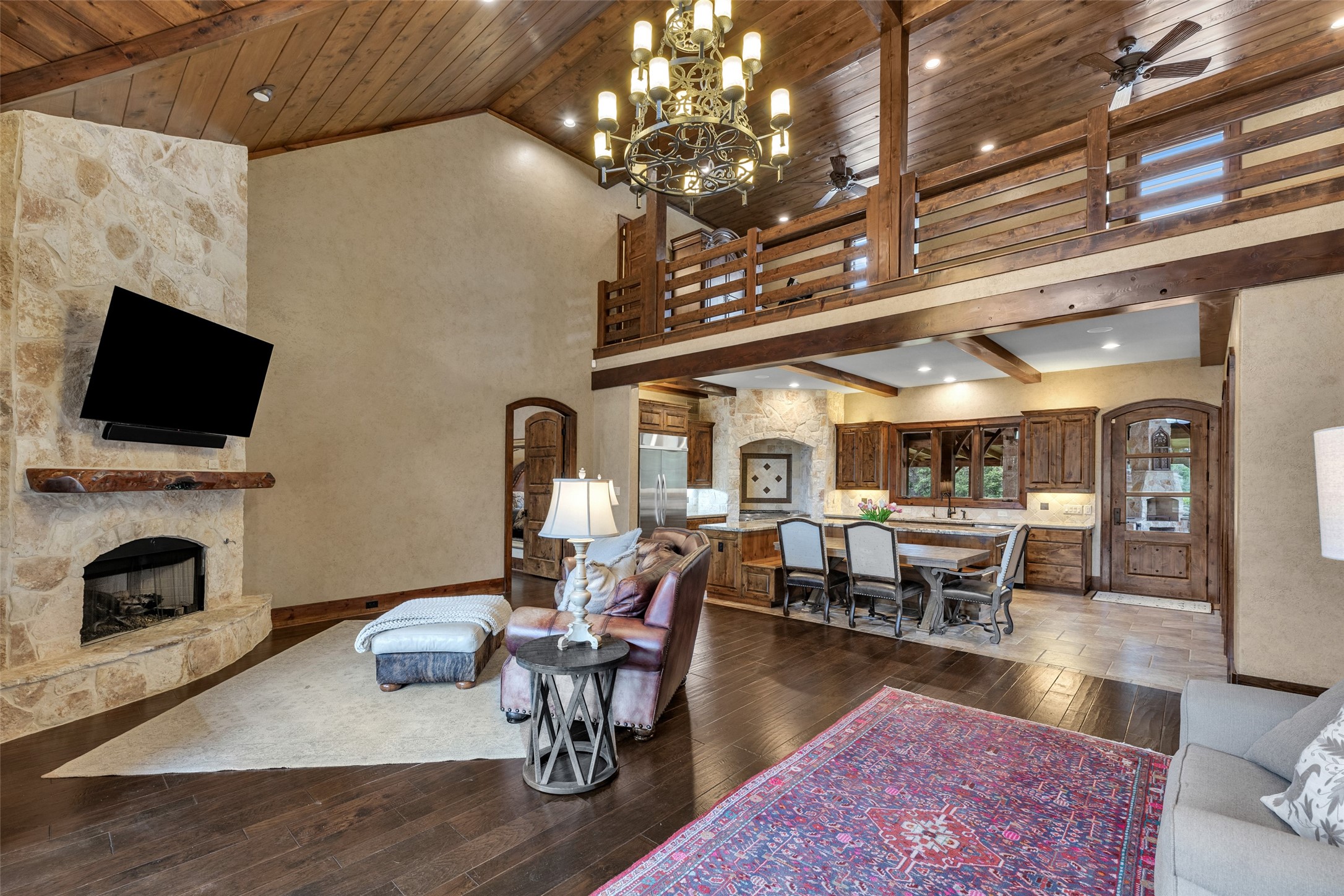 654 Navasota Ridge Property Photo 10