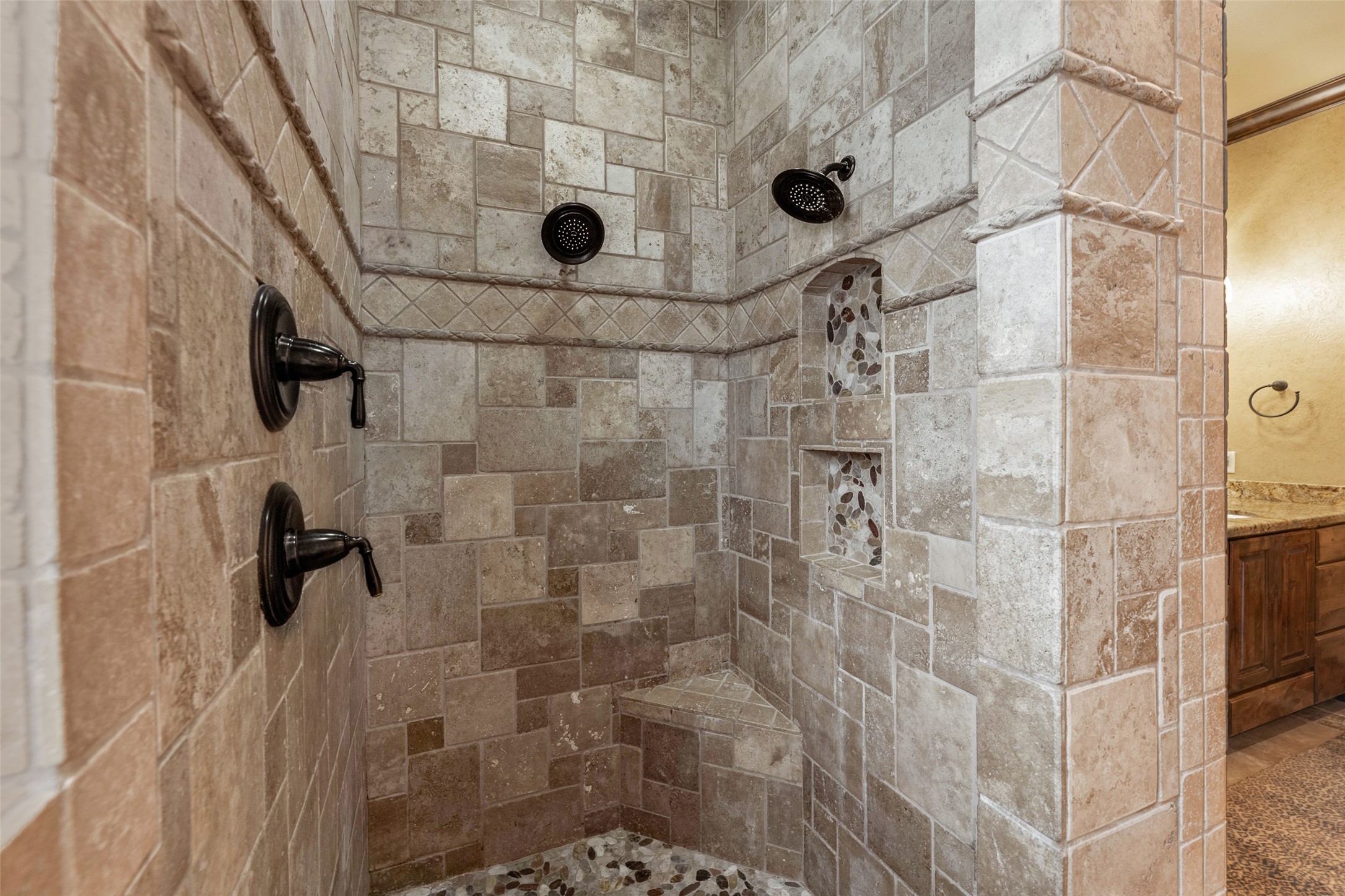 654 Navasota Ridge Property Photo 15