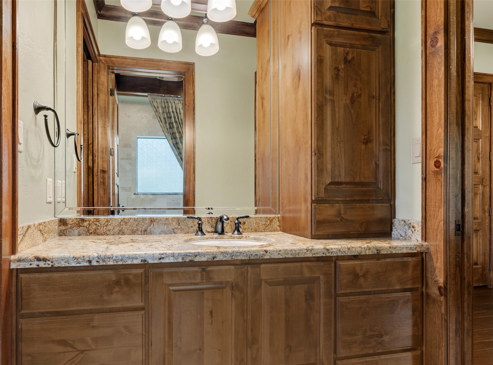 654 Navasota Ridge Property Photo 18