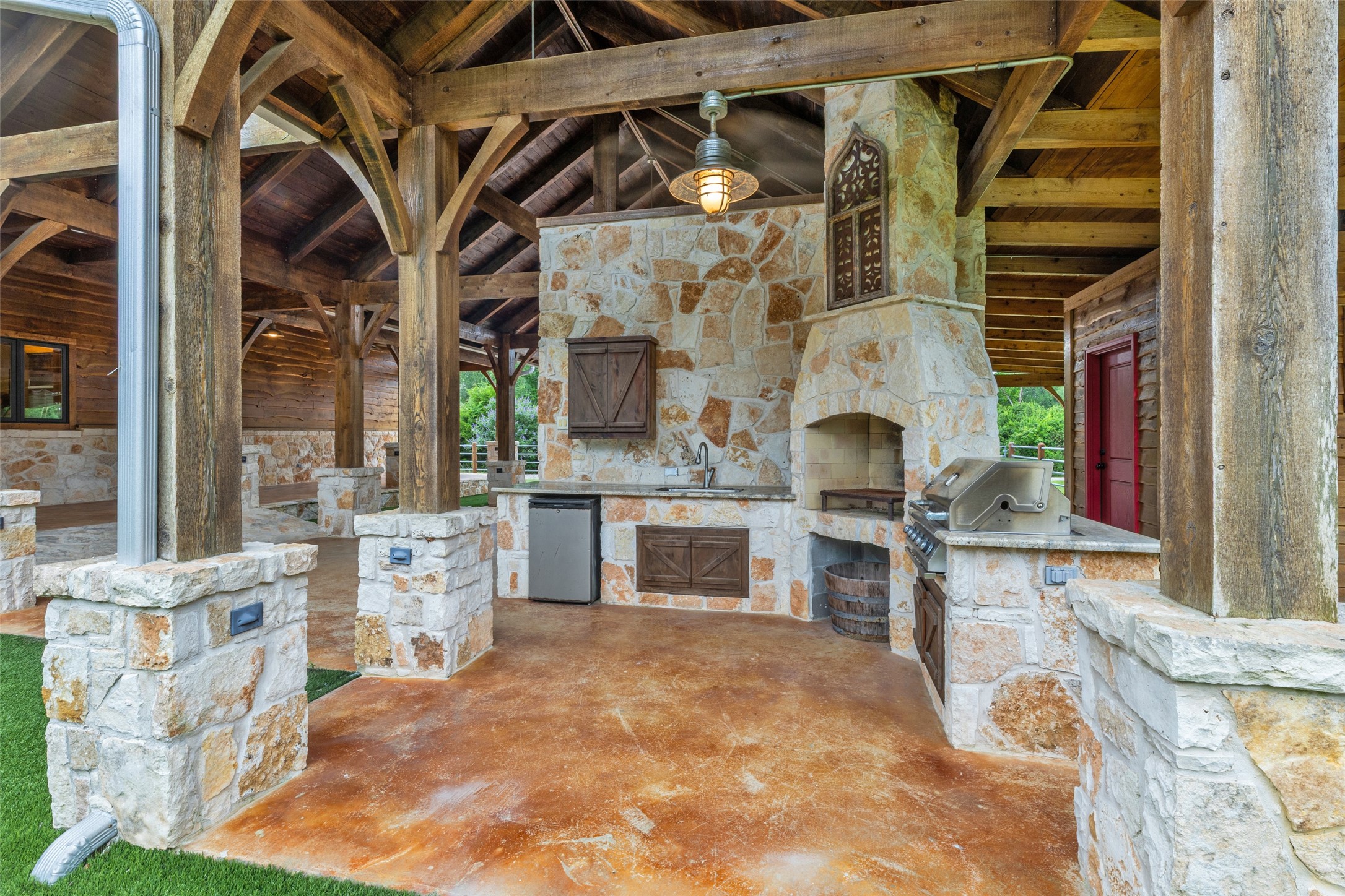 654 Navasota Ridge Property Photo 24