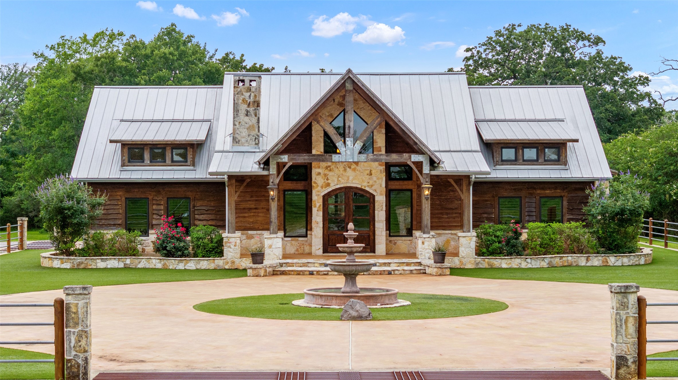 654 Navasota Ridge Property Photo 35
