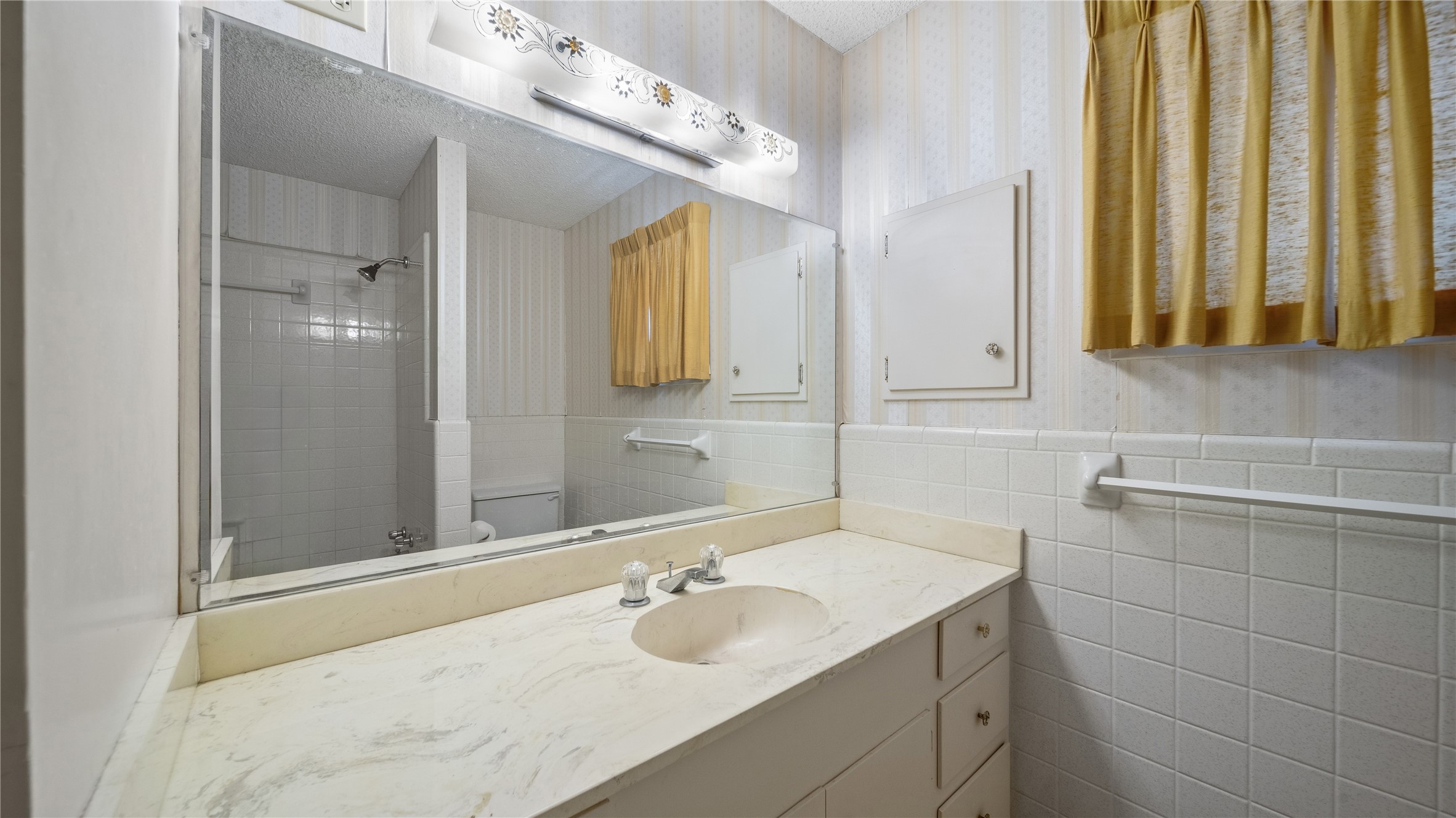 674 N Polk Property Photo 15