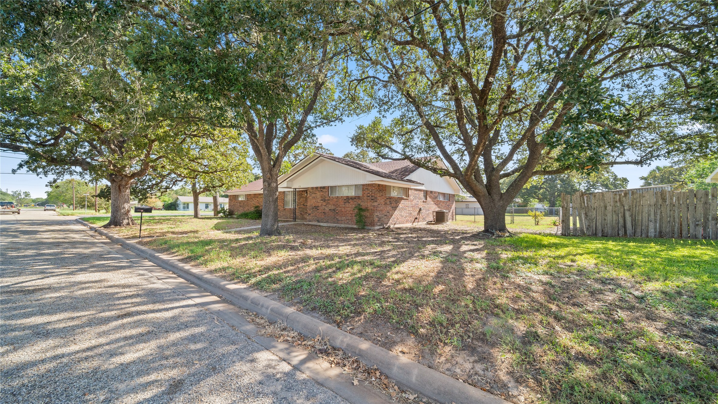 674 N Polk Property Photo 21