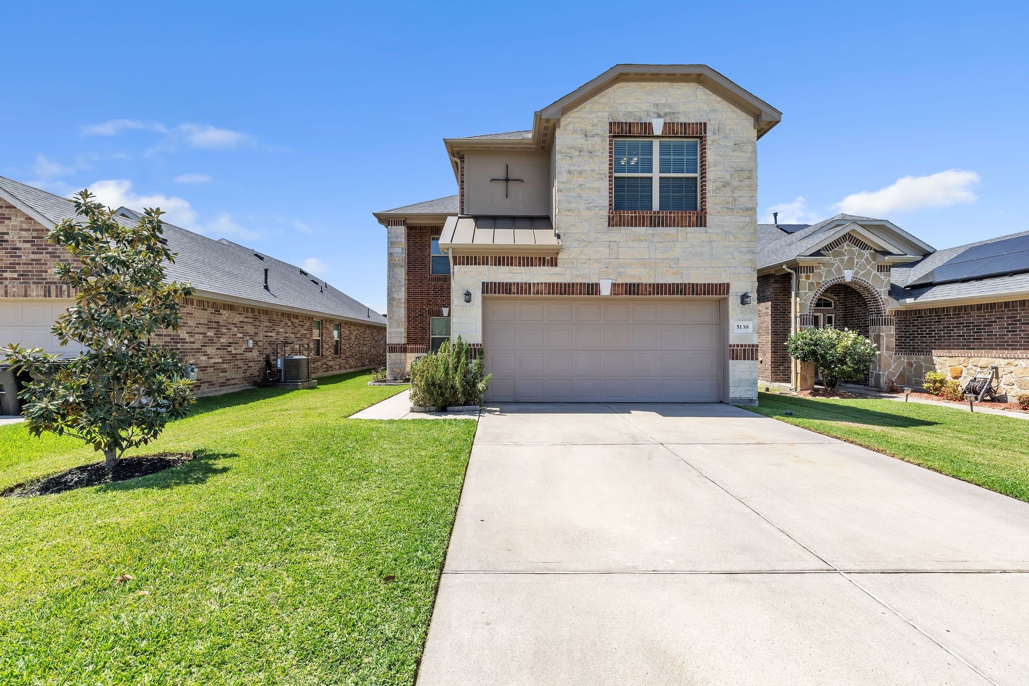 5138 Bay Lane Property Photo