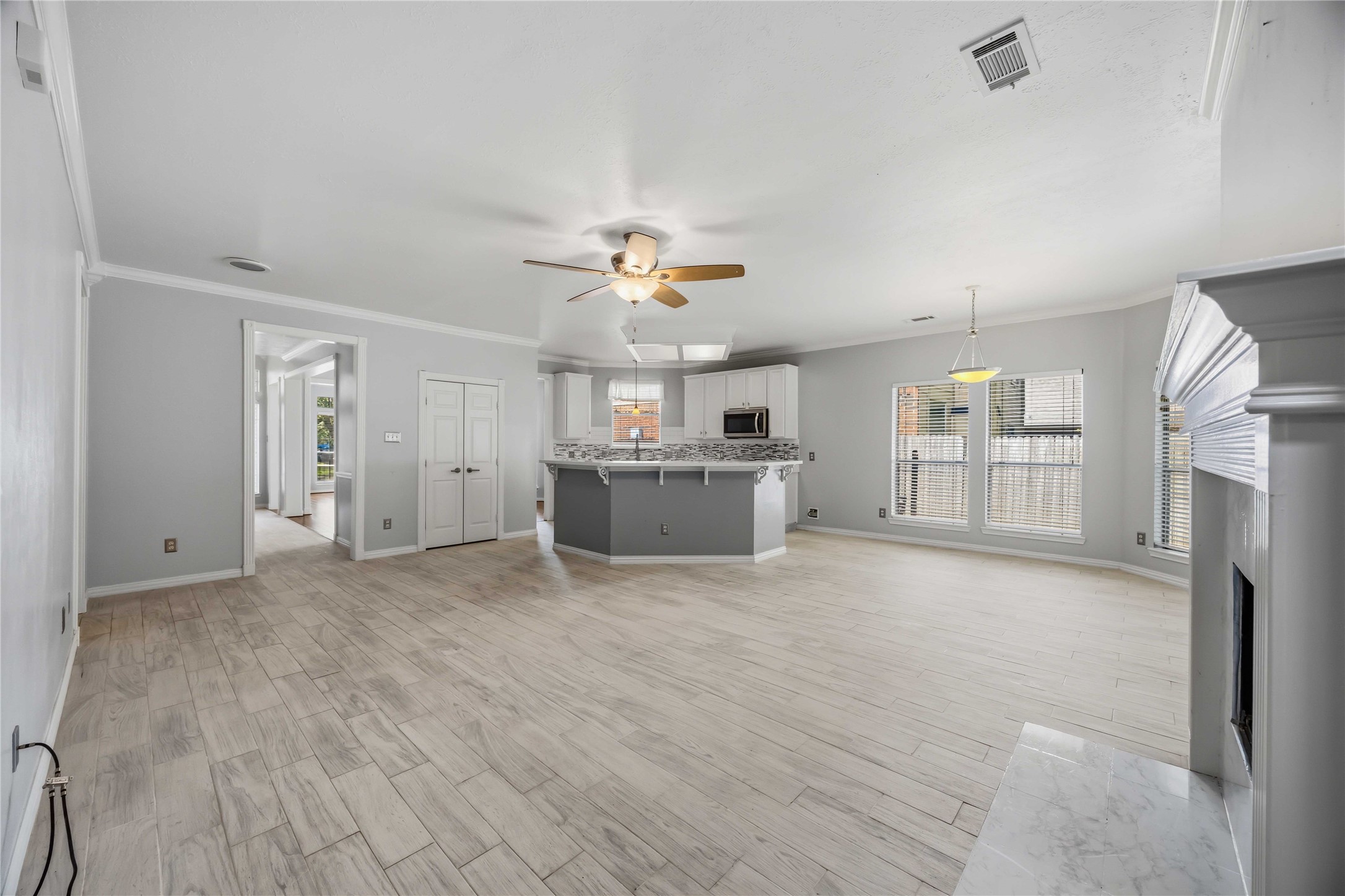 807 Fairpark Lane Property Photo 16