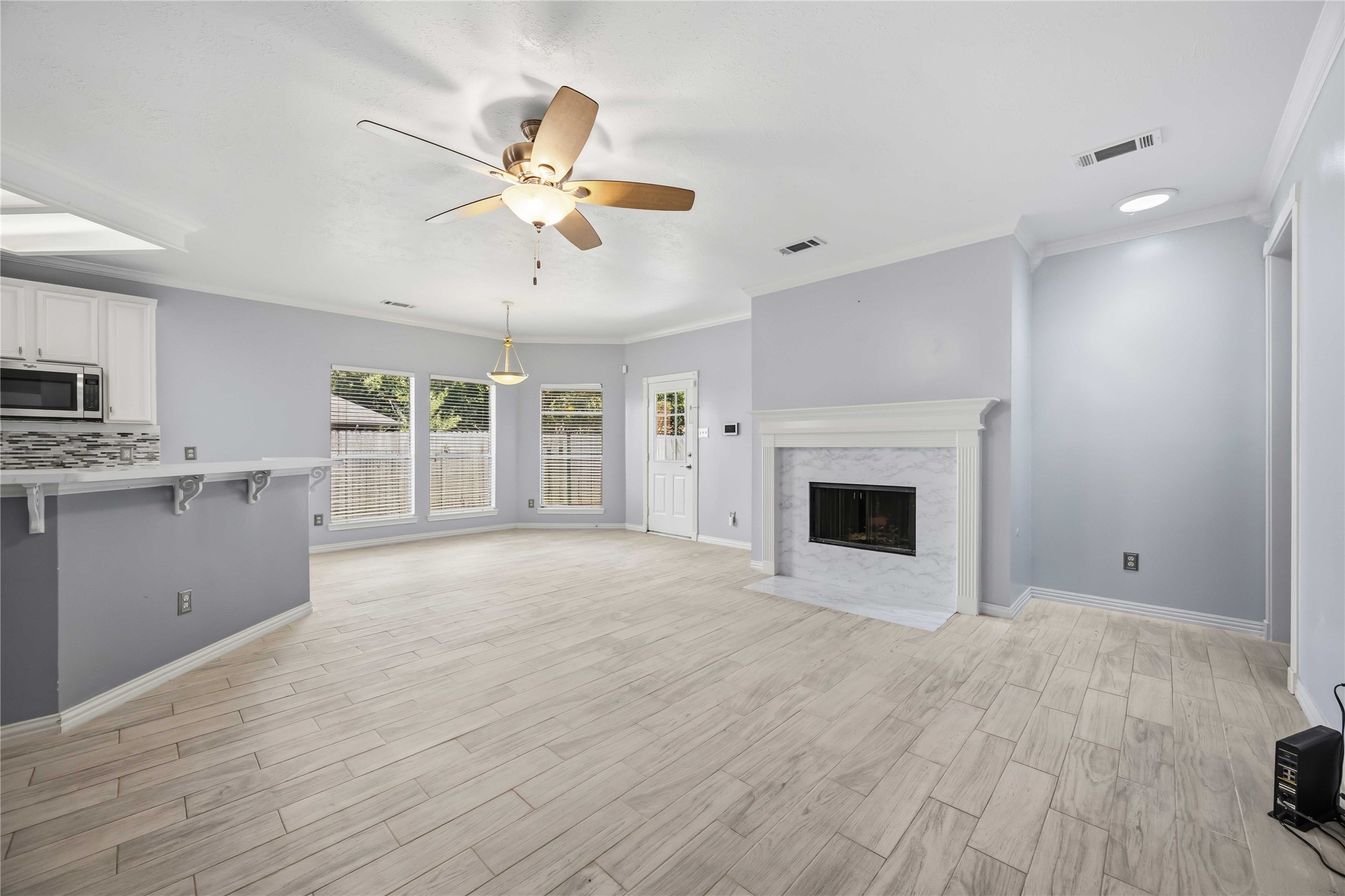 807 Fairpark Lane Property Photo 17