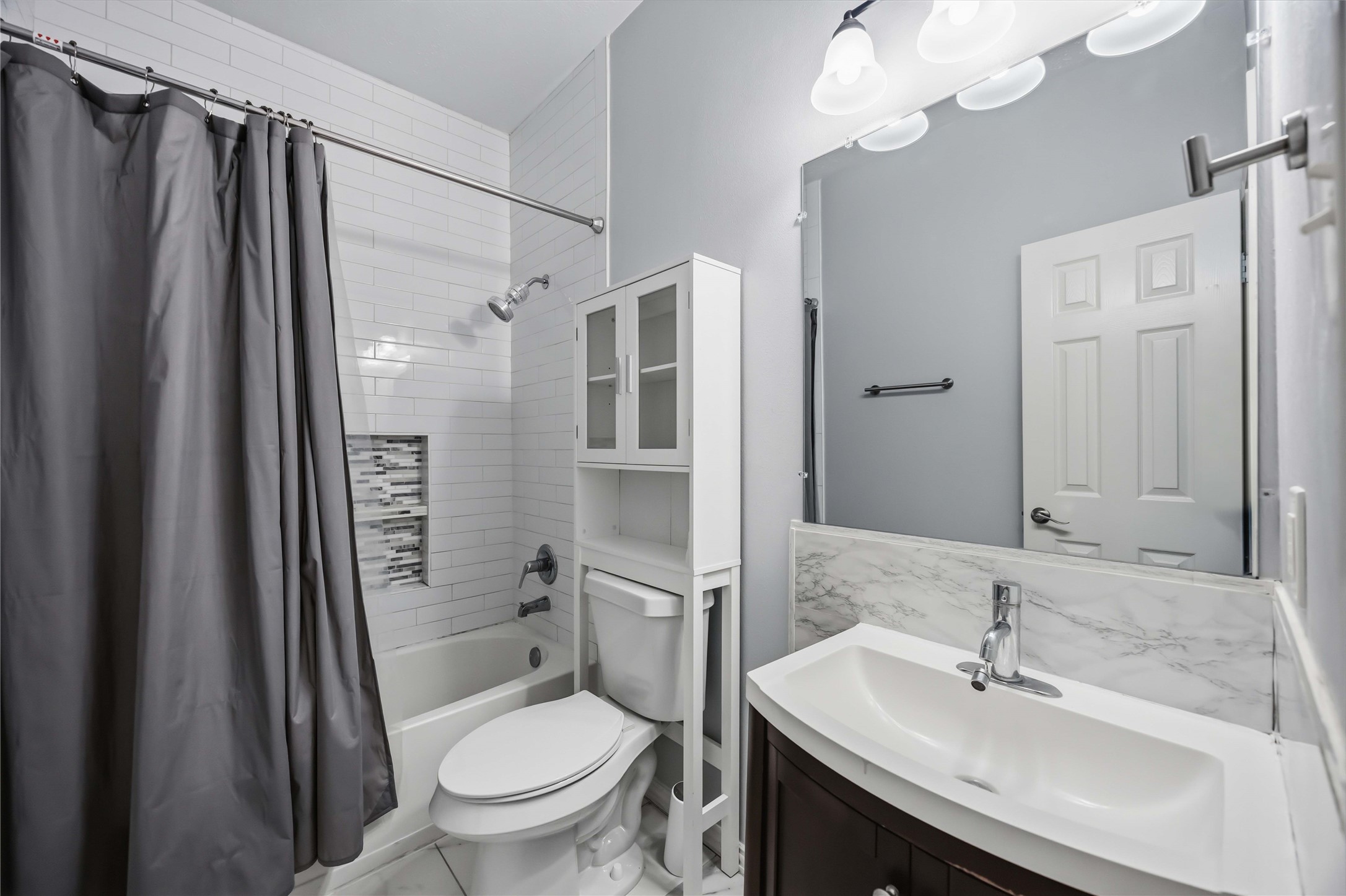 807 Fairpark Lane Property Photo 26