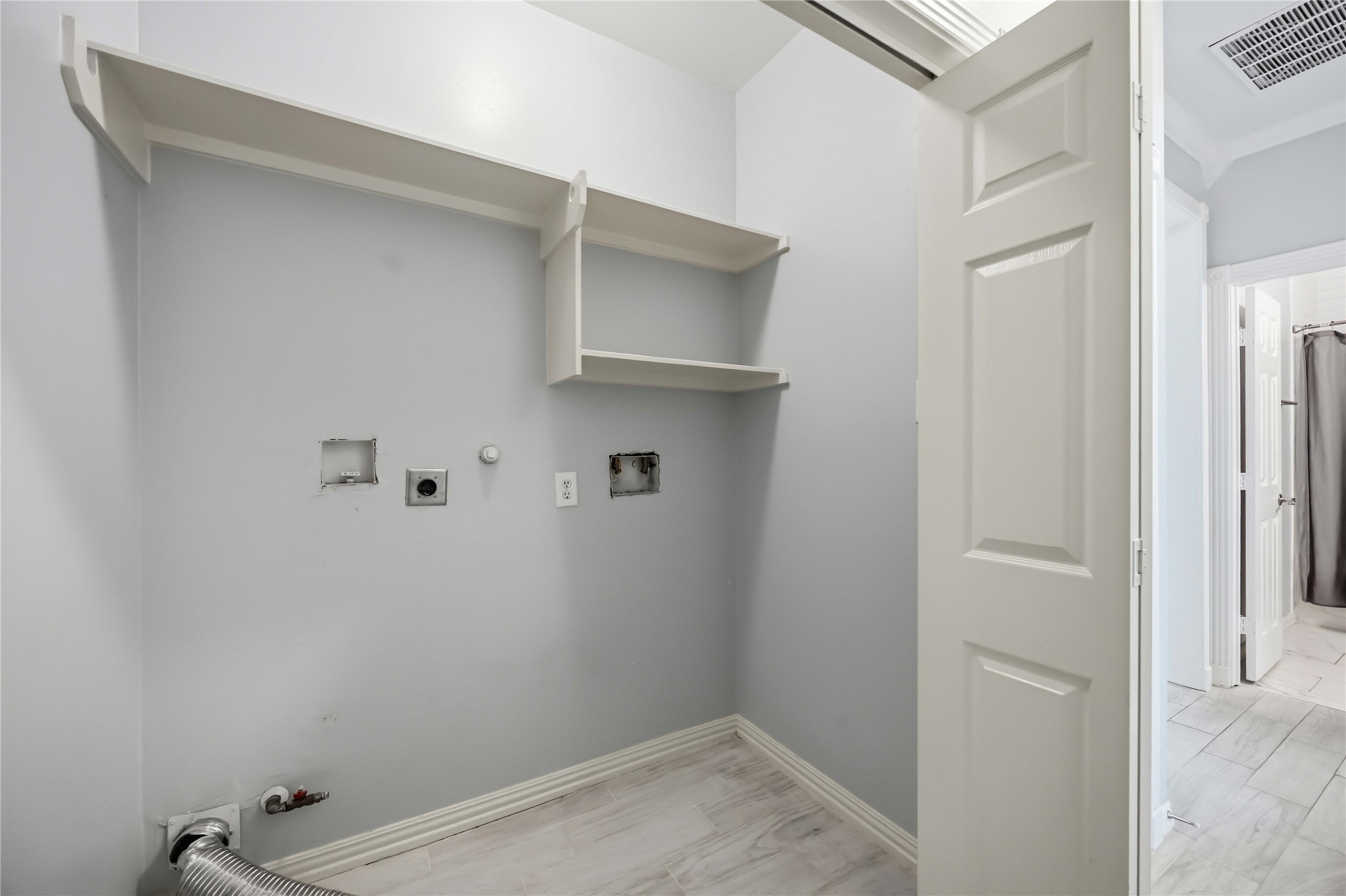 807 Fairpark Lane Property Photo 29