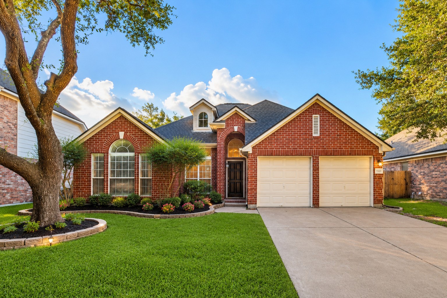 8619 Bridge Park Drive Property Photo 1