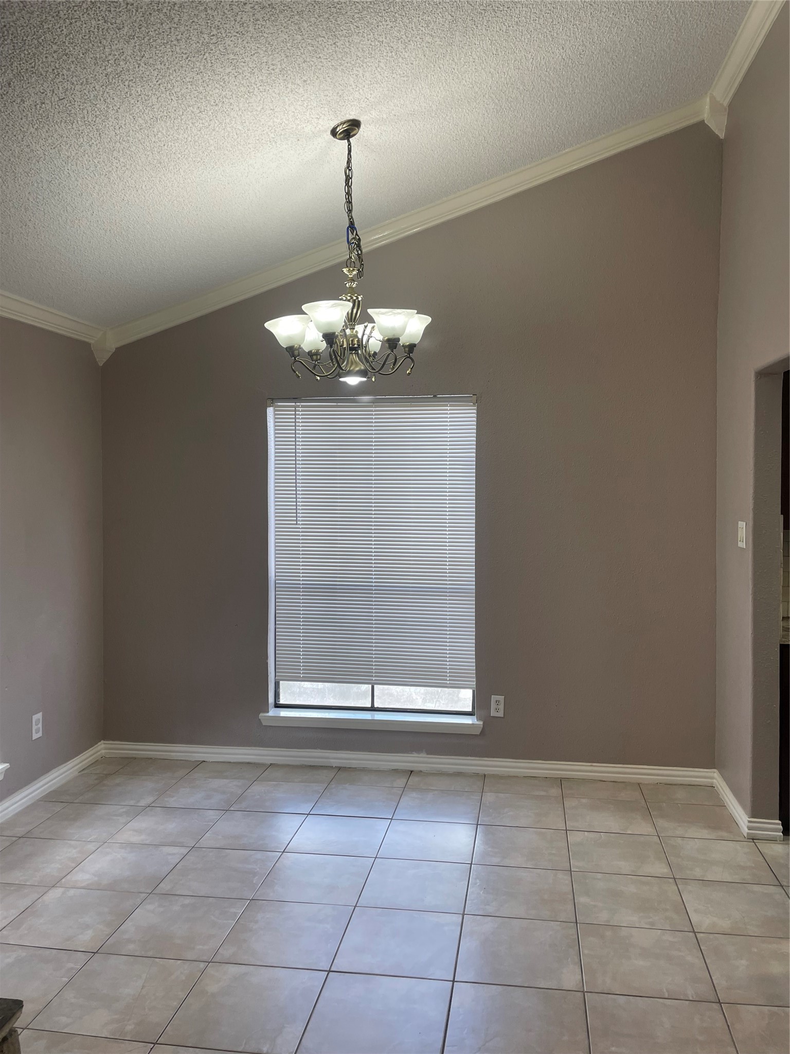 17401 Red Oak Drive 74 Property Photo 5