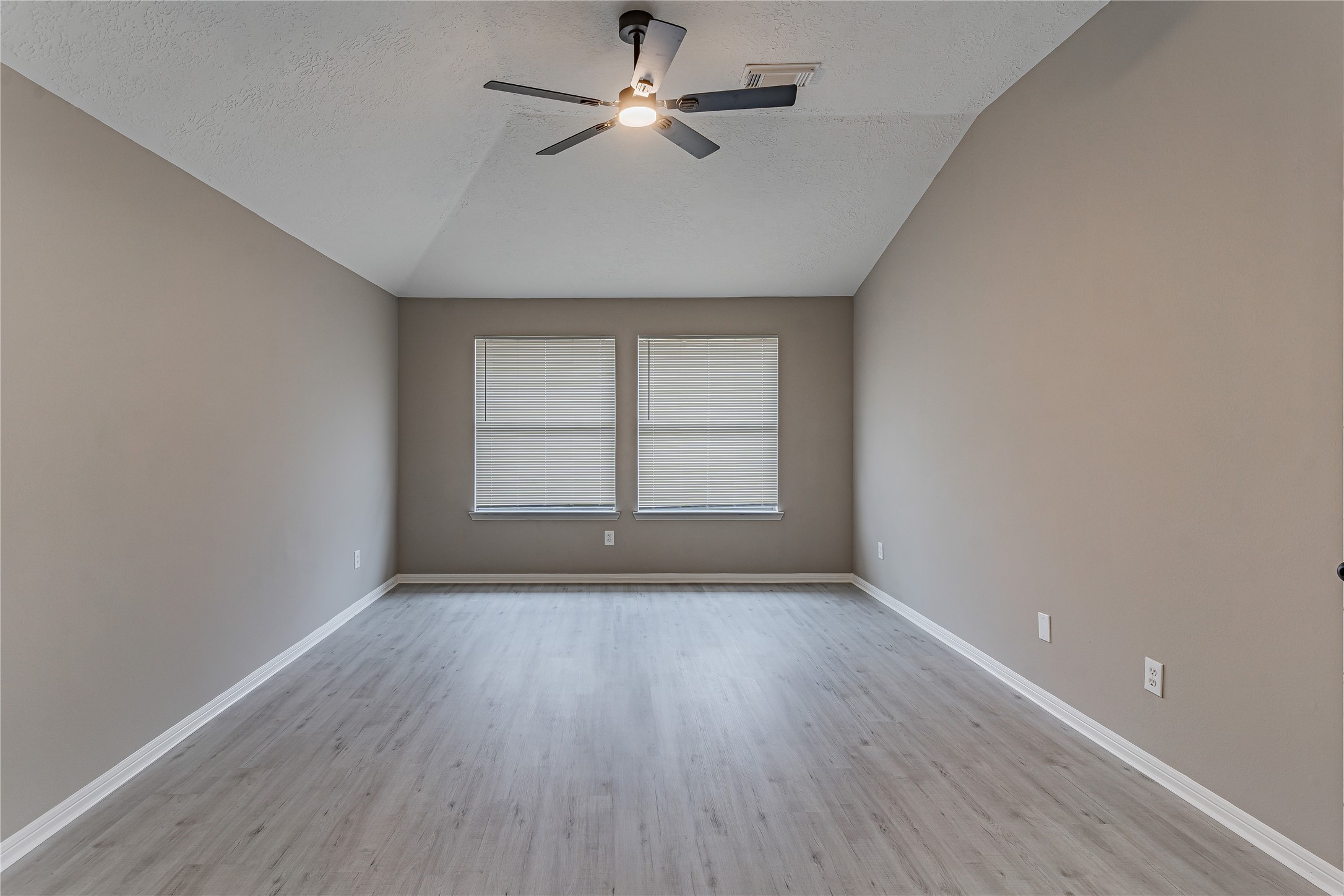 3626 Liles Lane Property Photo 17