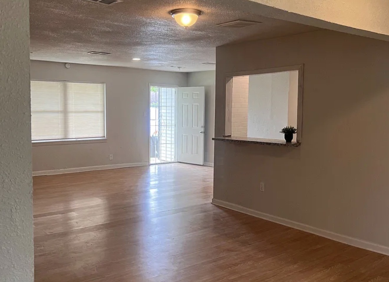 10317 Fairland Drive Property Photo 8