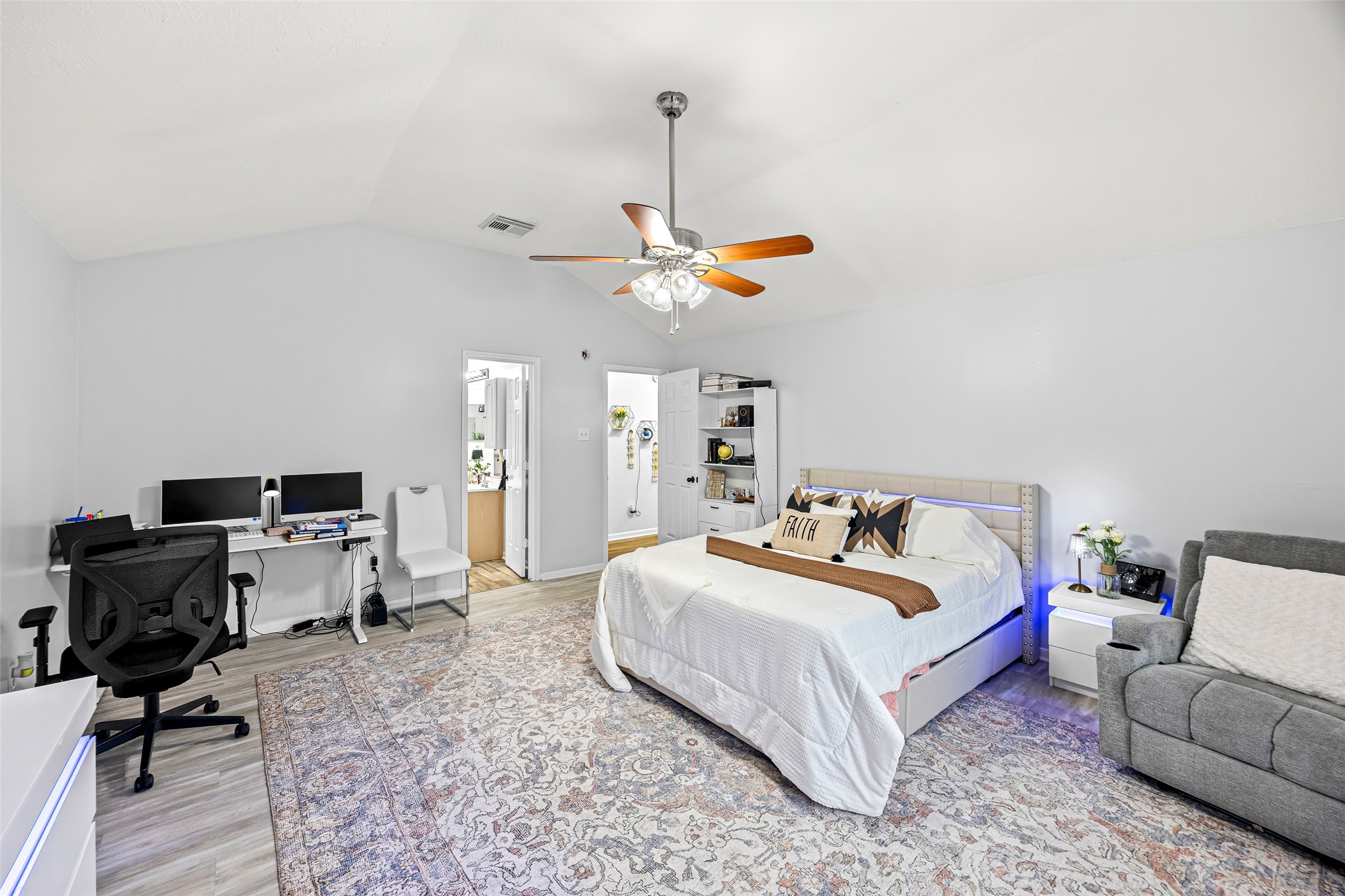 2710 Fox View Circle Property Photo 18
