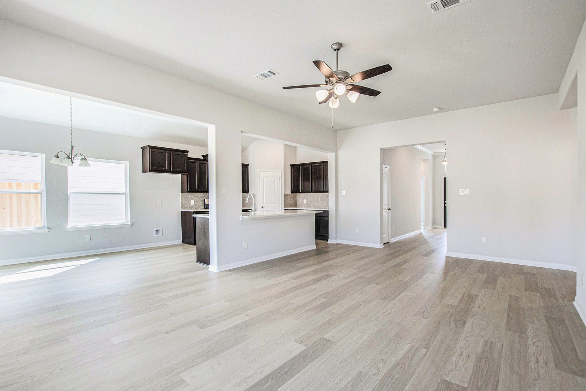 4309 Ellison Street Property Photo 6