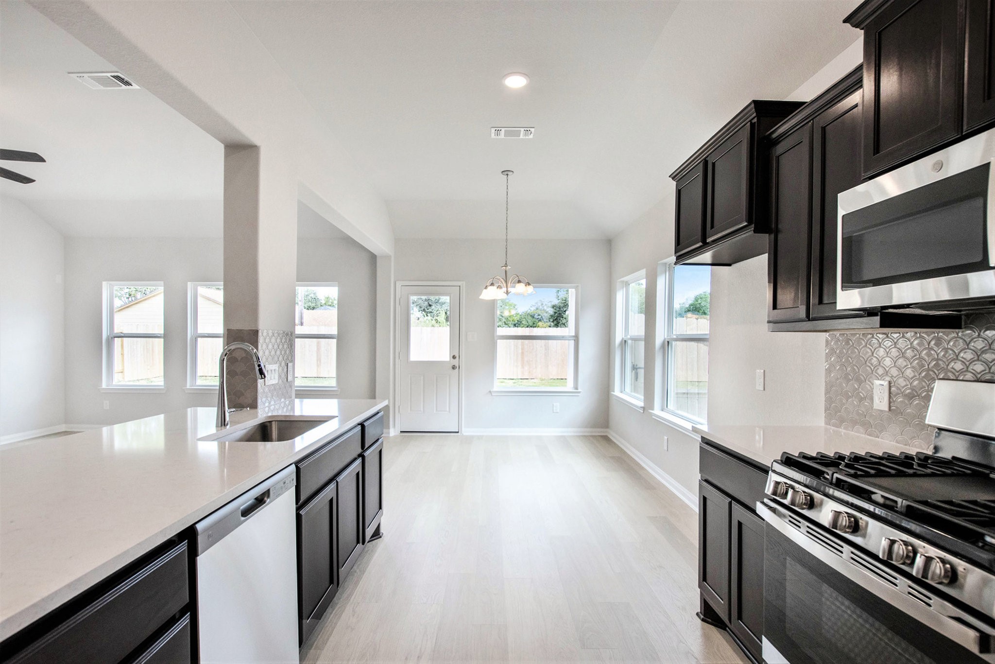 4309 Ellison Street Property Photo 16