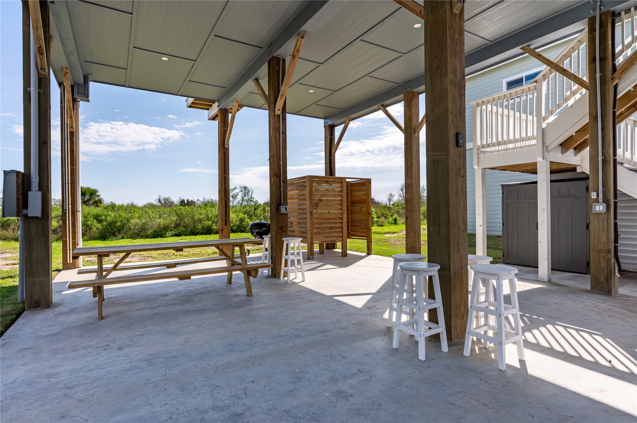 1068 Johnson Road Property Photo 6