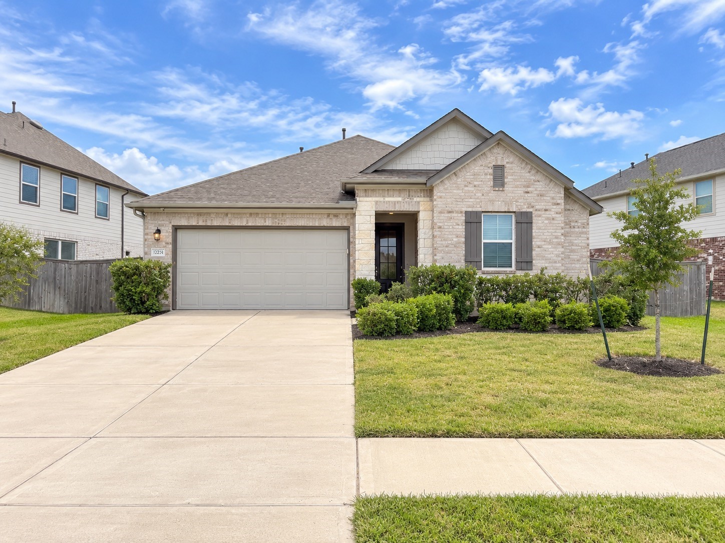17215 Daylily Dune Way Property Photo 1