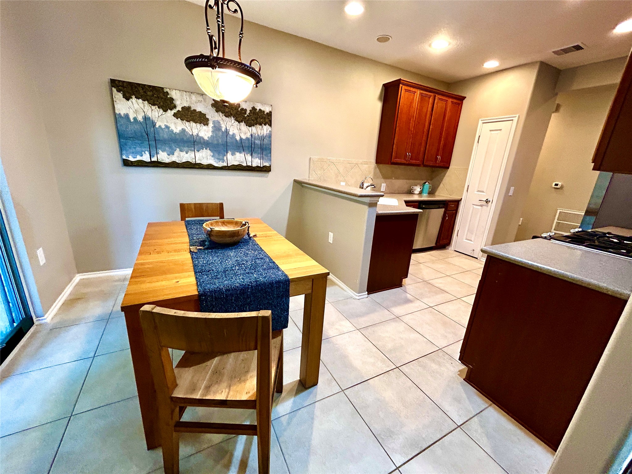 13600 Breton Ridge Street 24a Property Photo 8