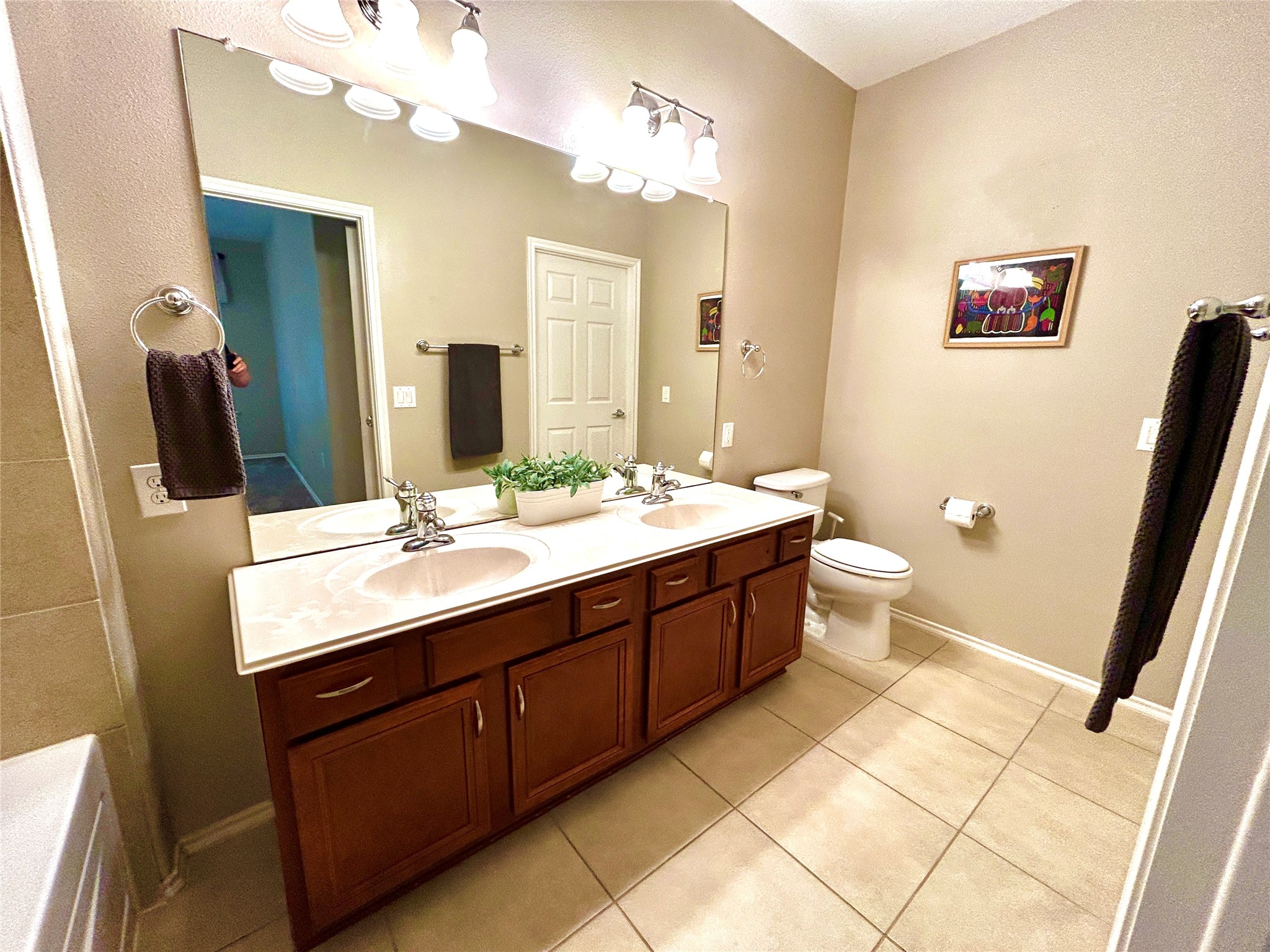13600 Breton Ridge Street 24a Property Photo 14